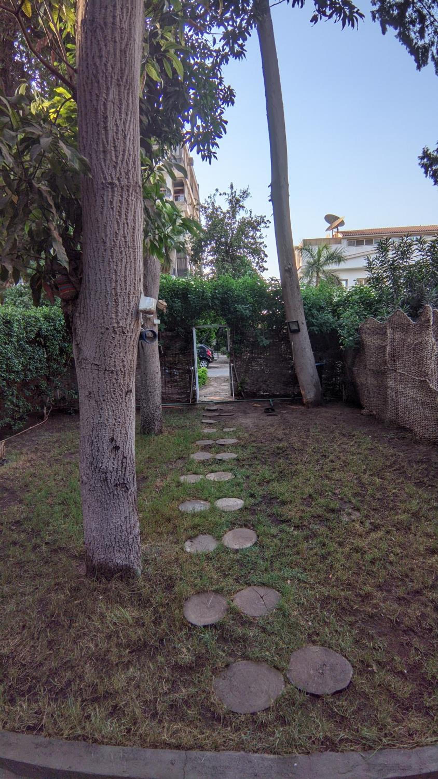 Studio with private entrance and garden