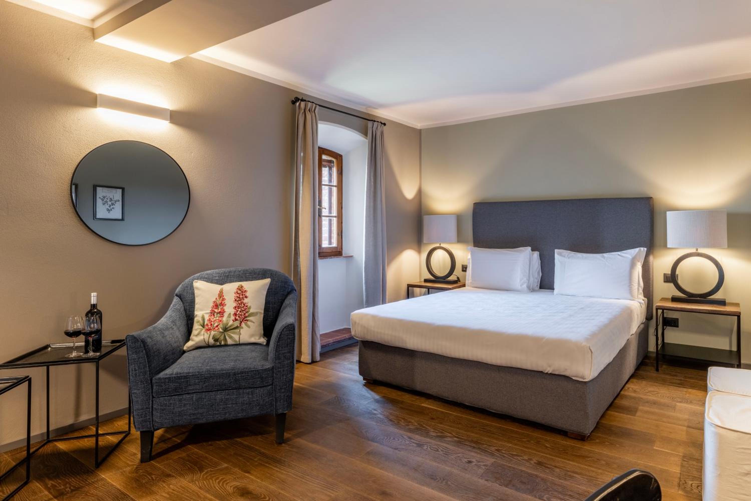 Palazzo Massaini - Le Scuderie view 5