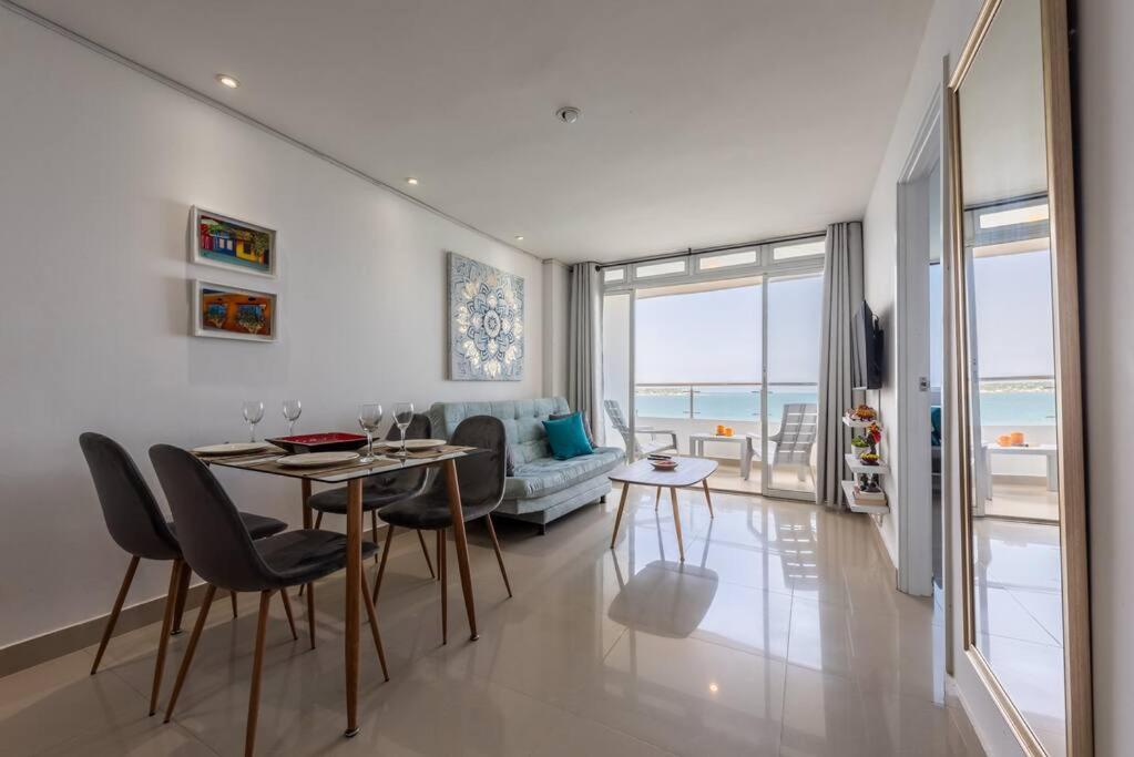 Condo with sea view and wonderfull sunsets