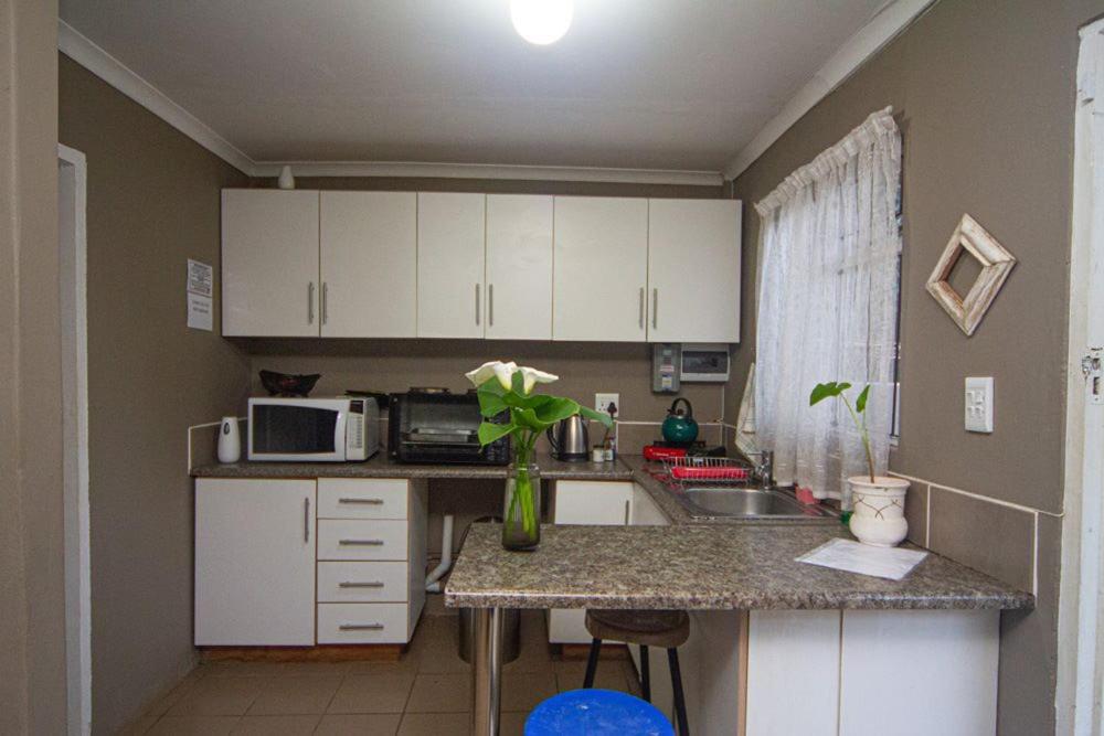 ROCKABILLY RANCH Self-Catering Guest Units