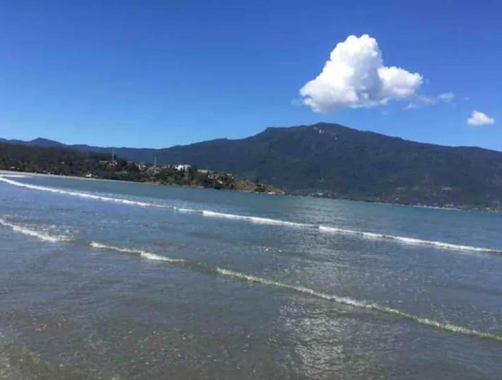 Bela's Suítes- 60 m da praia de Barequeçaba