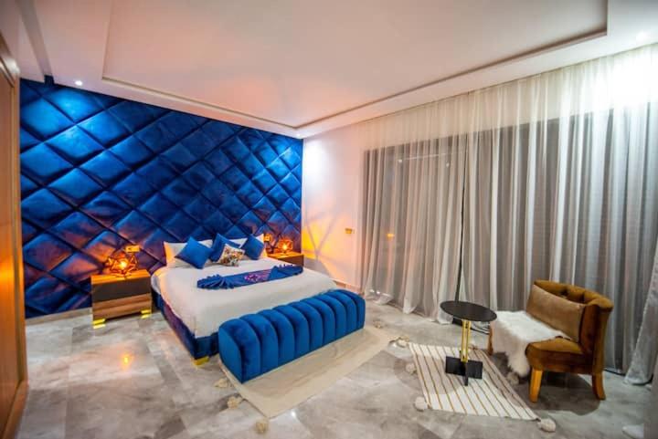 hotel room