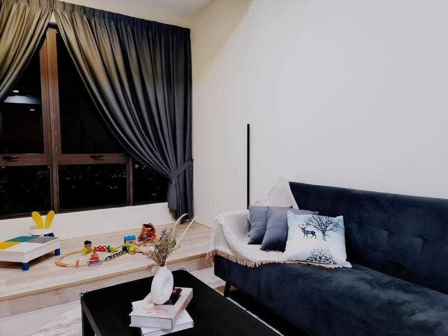 NEW! Bali 4-8pax Melaka Condo@Peaceful Dream House photo 1