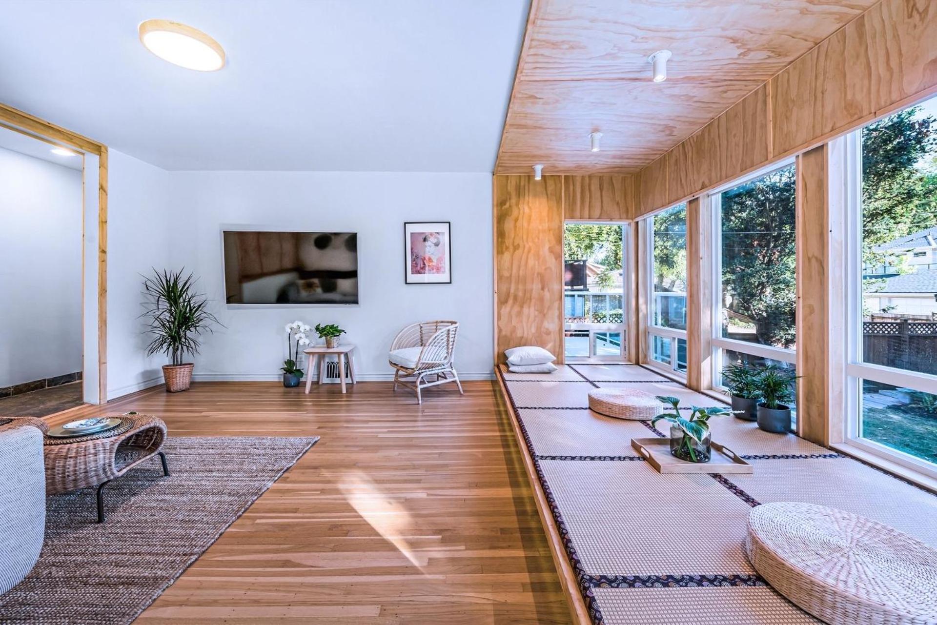 Three-Tree Villa-Central Location