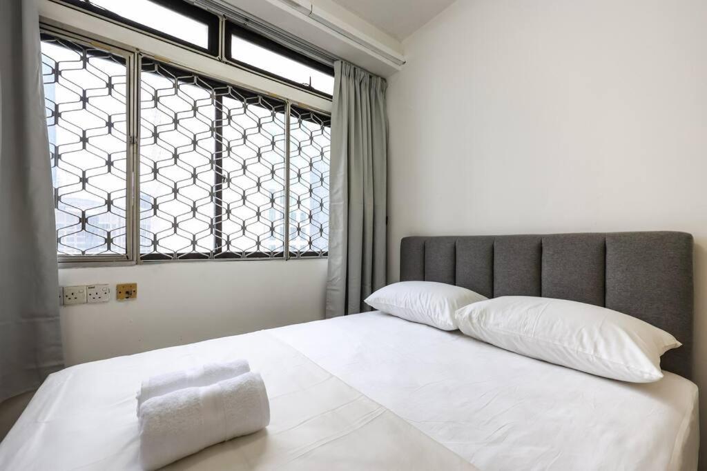 5 sec to Pavilion Mall 16-23 People Fahrenheit Suites 88 Jalan Bukit Bintang