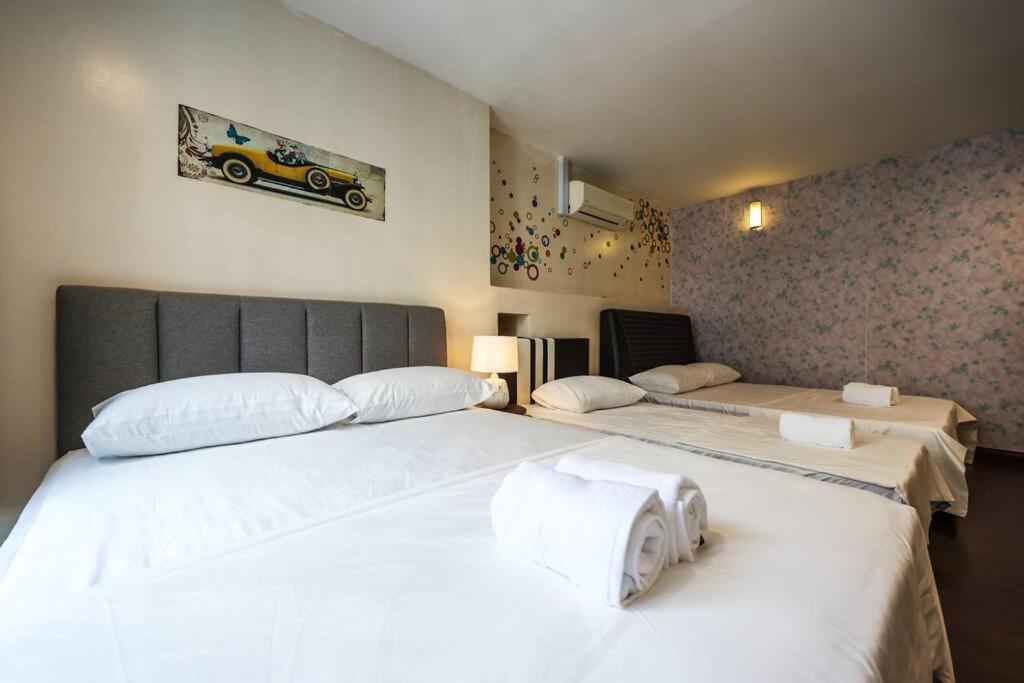 5 sec to Pavilion Mall 16-23 People Fahrenheit Suites 88 Jalan Bukit Bintang