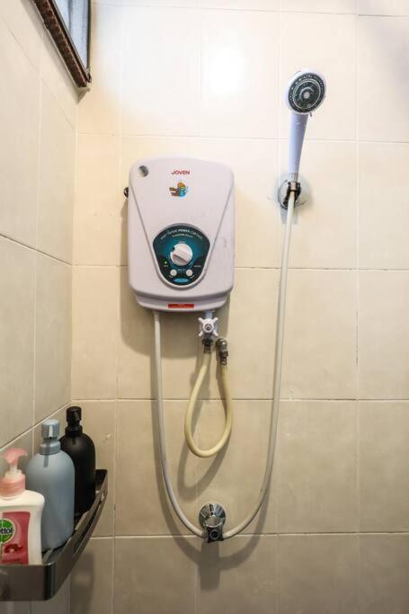 5 sec to Pavilion Mall 16-23 People Fahrenheit Suites 88 Jalan Bukit Bintang