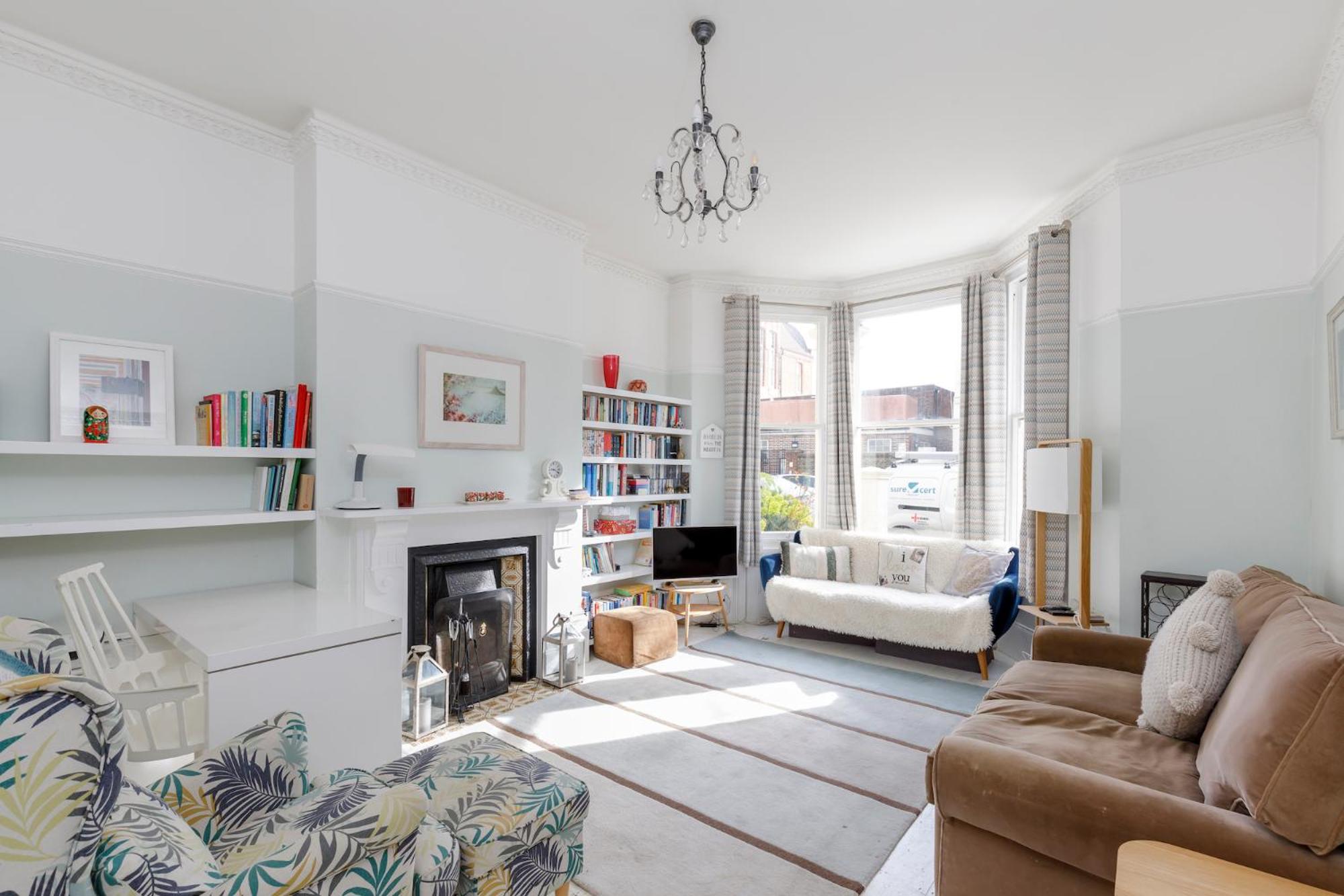 Central Hove flat with large garden