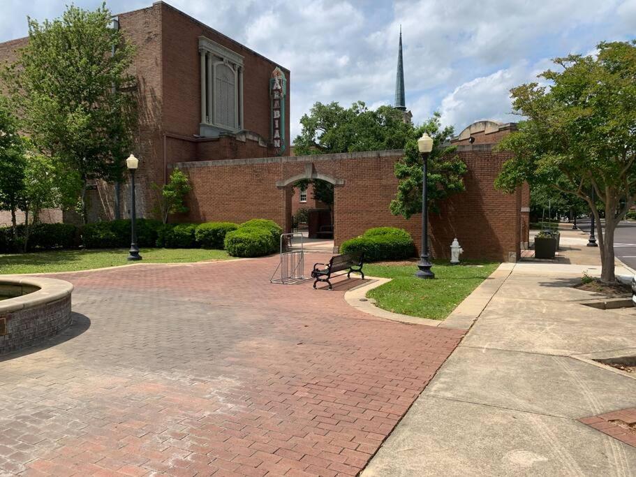 Laurel Vacations - Gingerbird Art Suite - Property Image 26