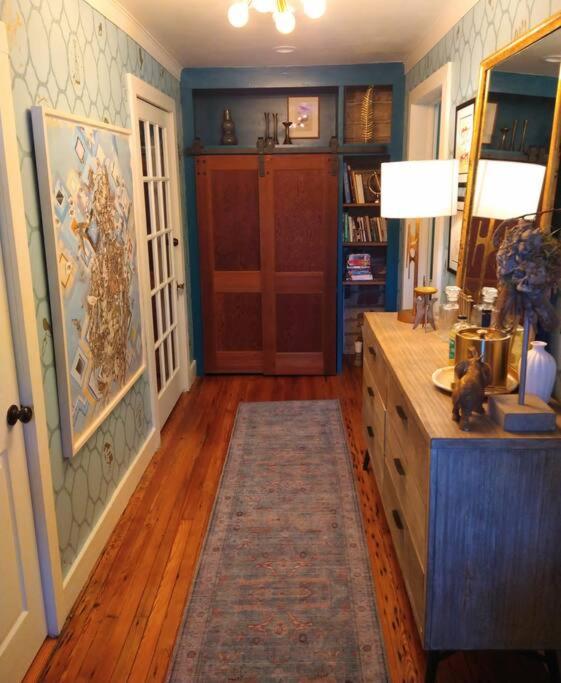 Laurel Vacations - Gingerbird Art Suite - Property Image 47