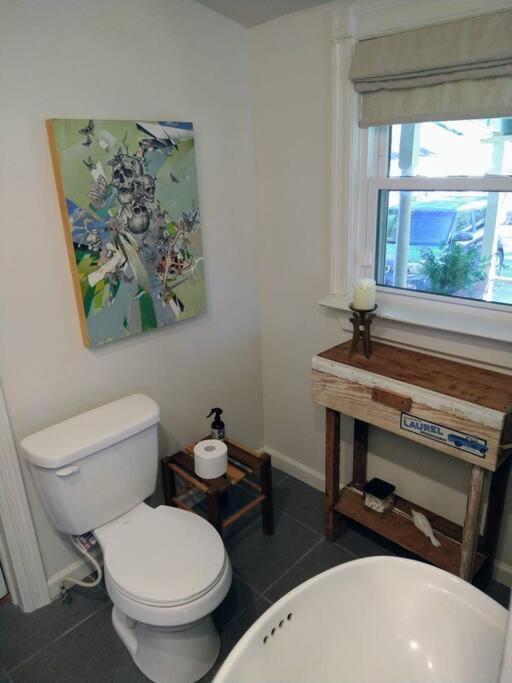 Laurel Vacations - Gingerbird Art Suite - Property Image 19