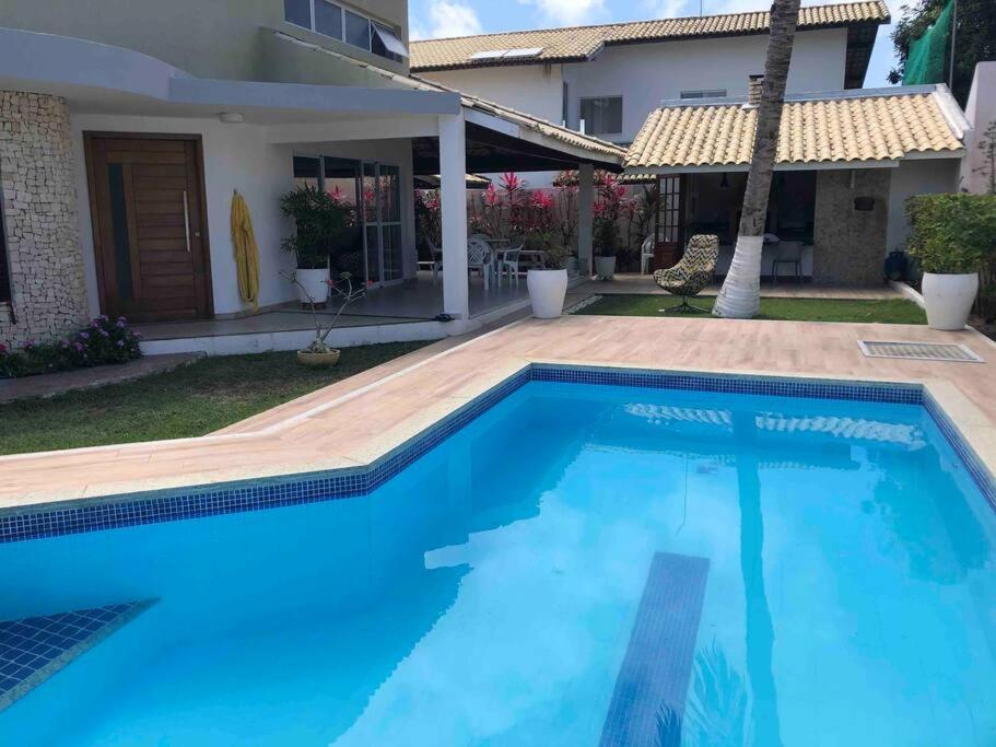 Casa 5 suites a 3 minuntos andando para o mar