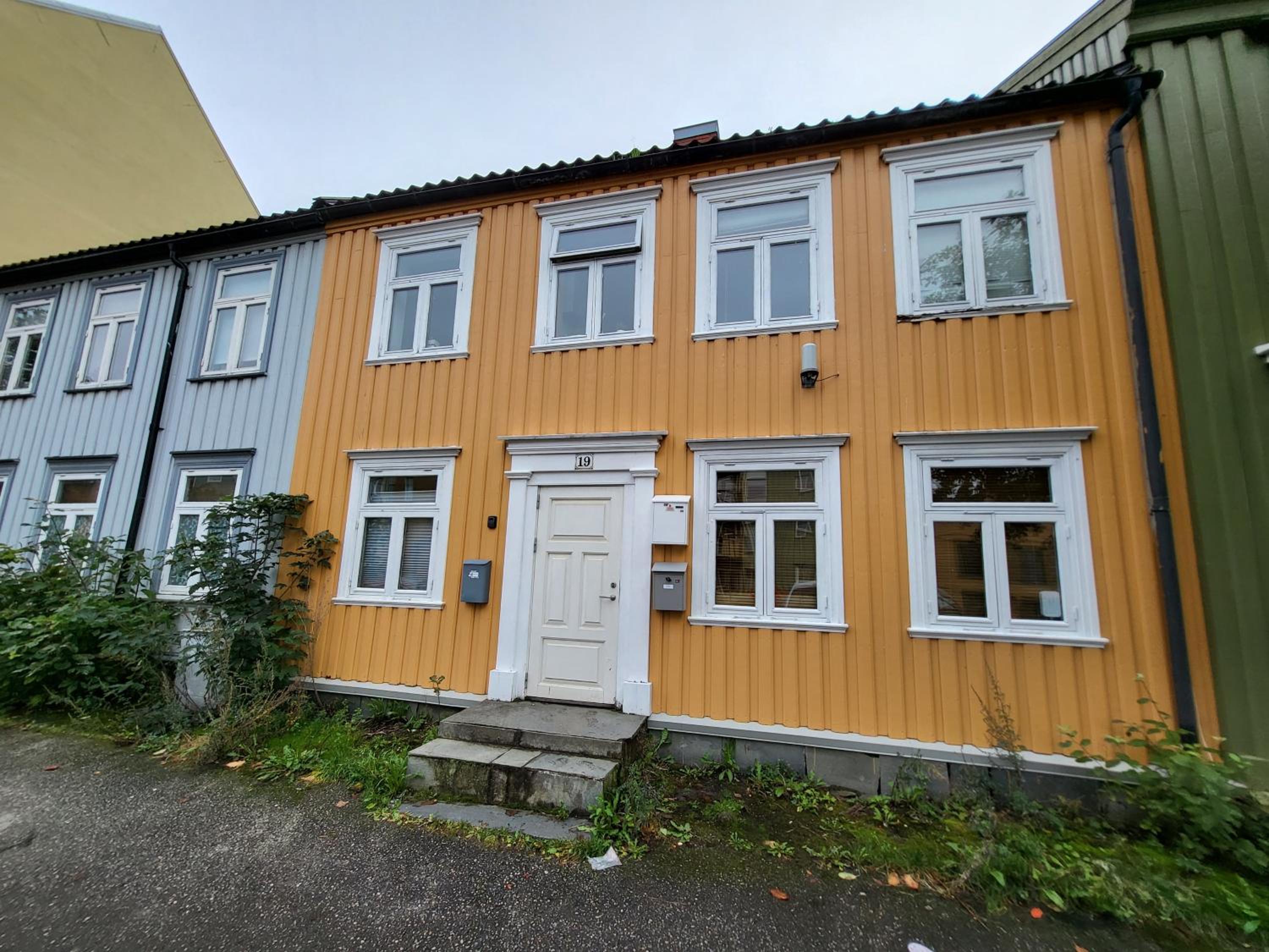 Mars Modern and Cozy Apartment in the centre, Free Parking view 4