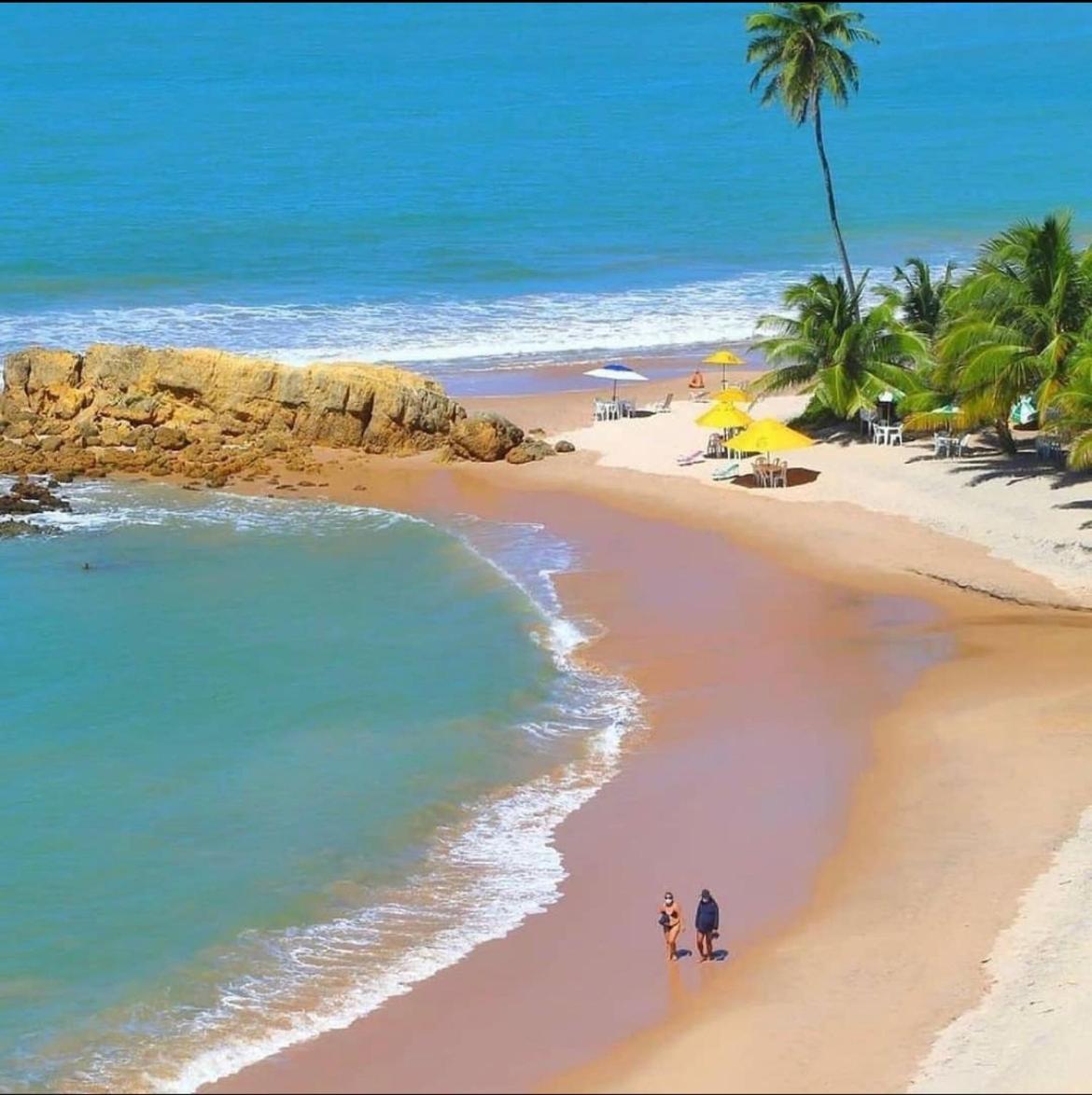 Casa em FRENTE À PRAIA, ao lado do Nord Hotel - Tabatinga