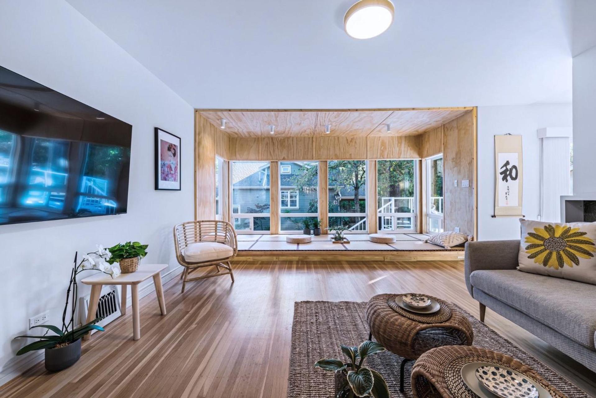 Three-Tree Villa-Central Location