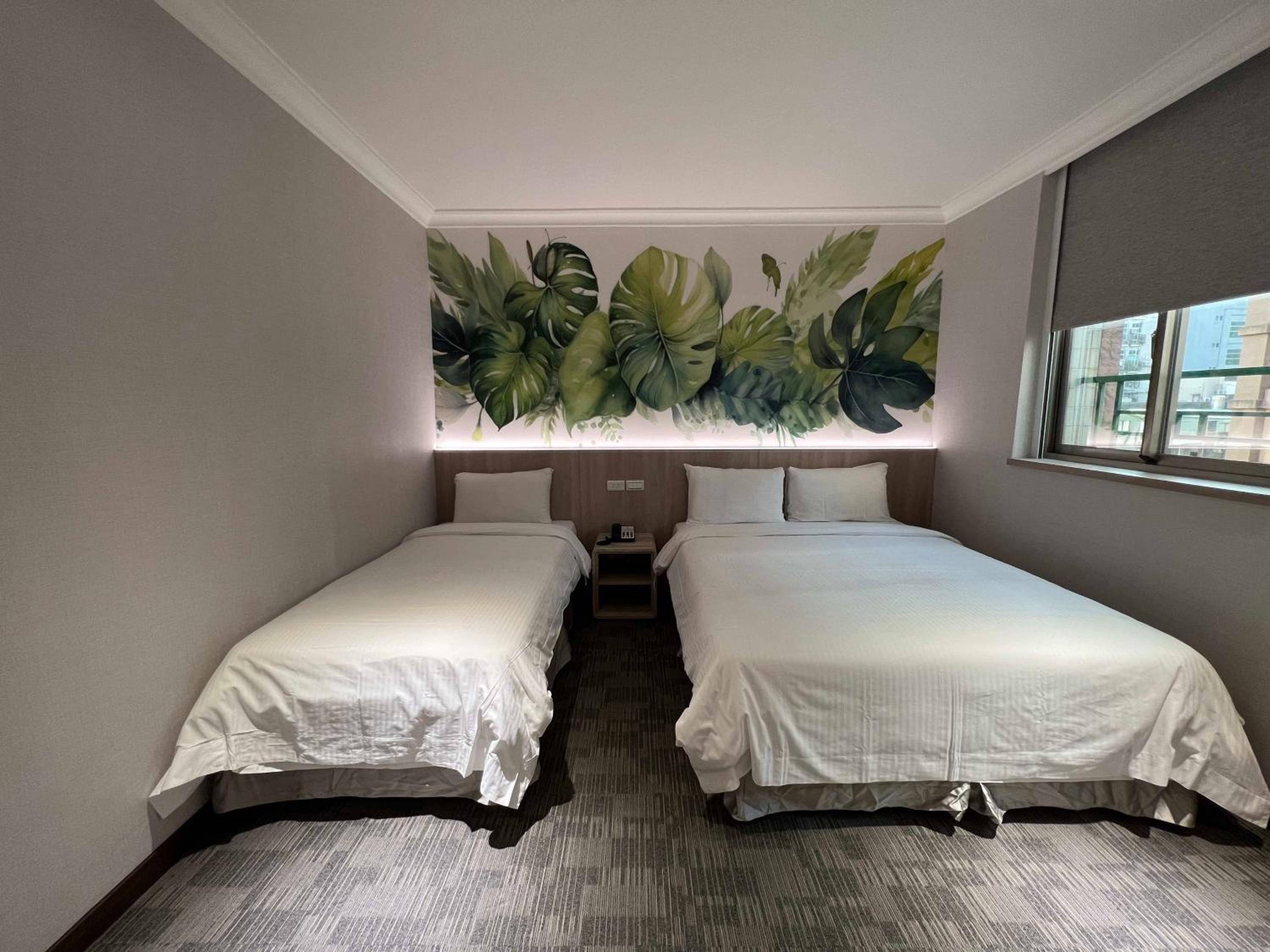 East Dragon Hotel