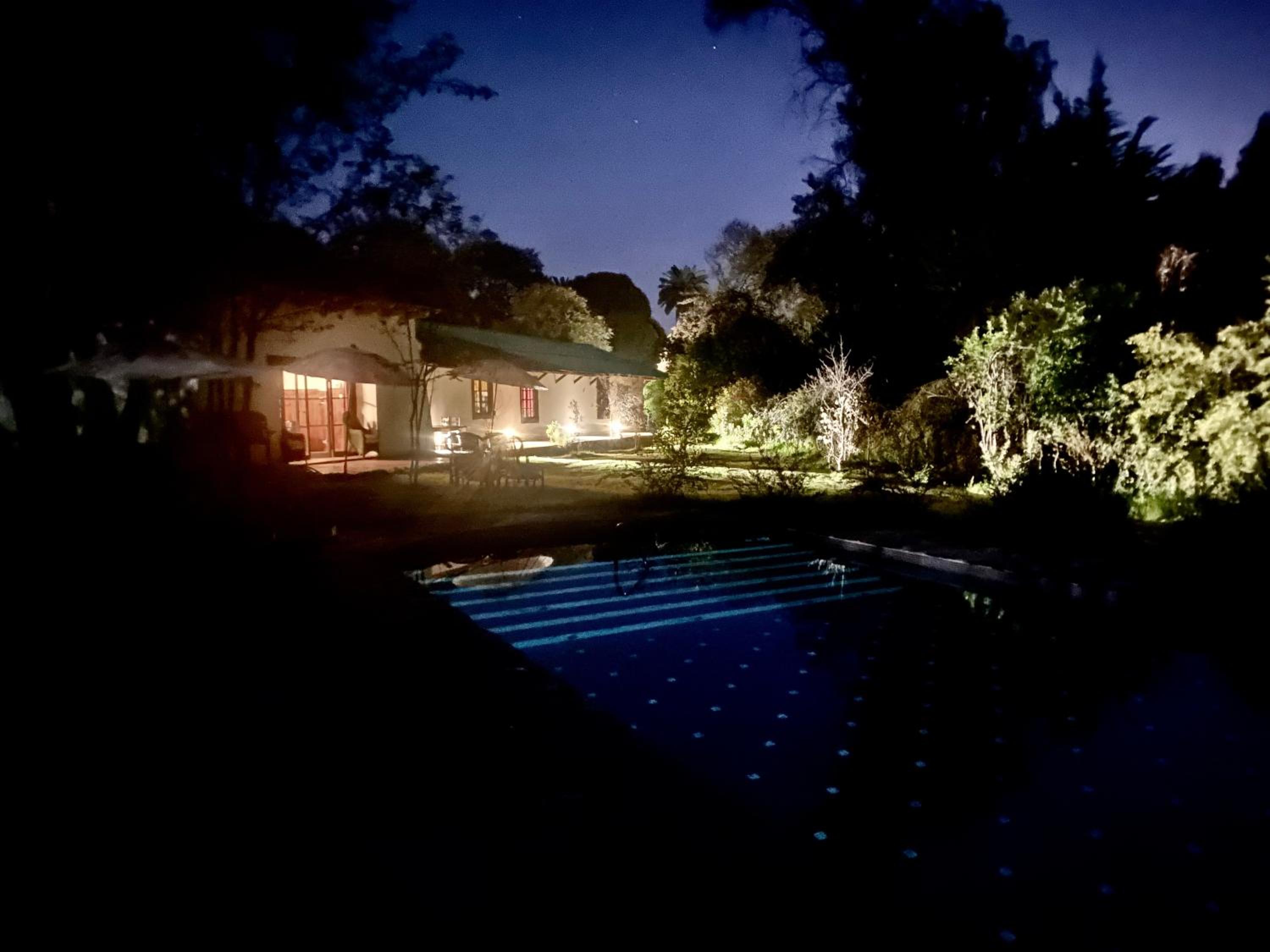 The White House by Casona Lo Aguirre - El Monte RM