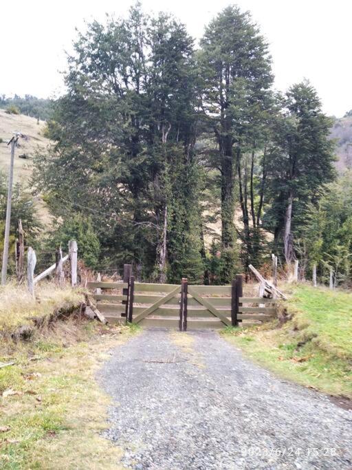 Espíritus del Cañi. Tiny home y destilería