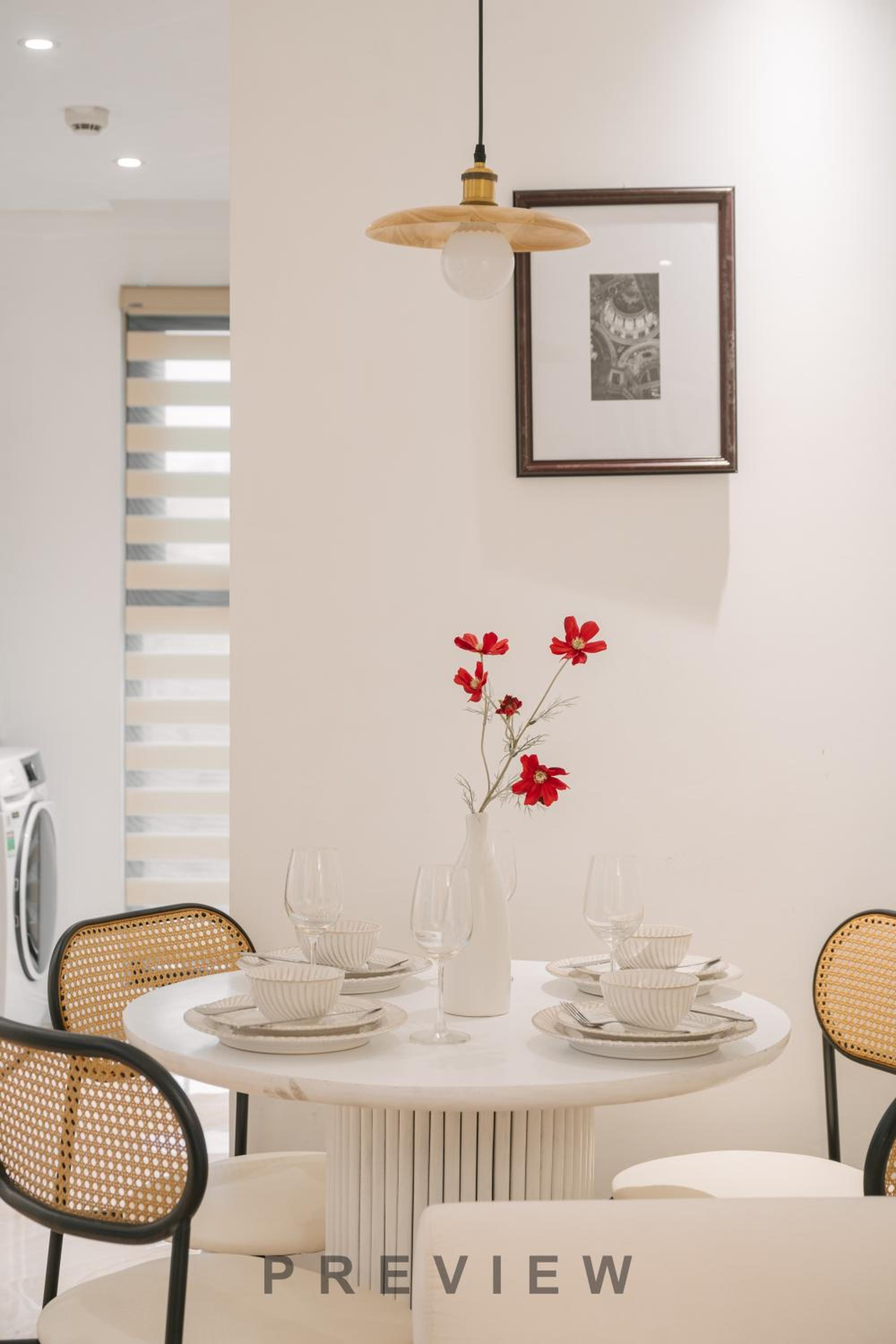 T Place Luxury Apartment Hoan Kiem Lake by SSens Homes