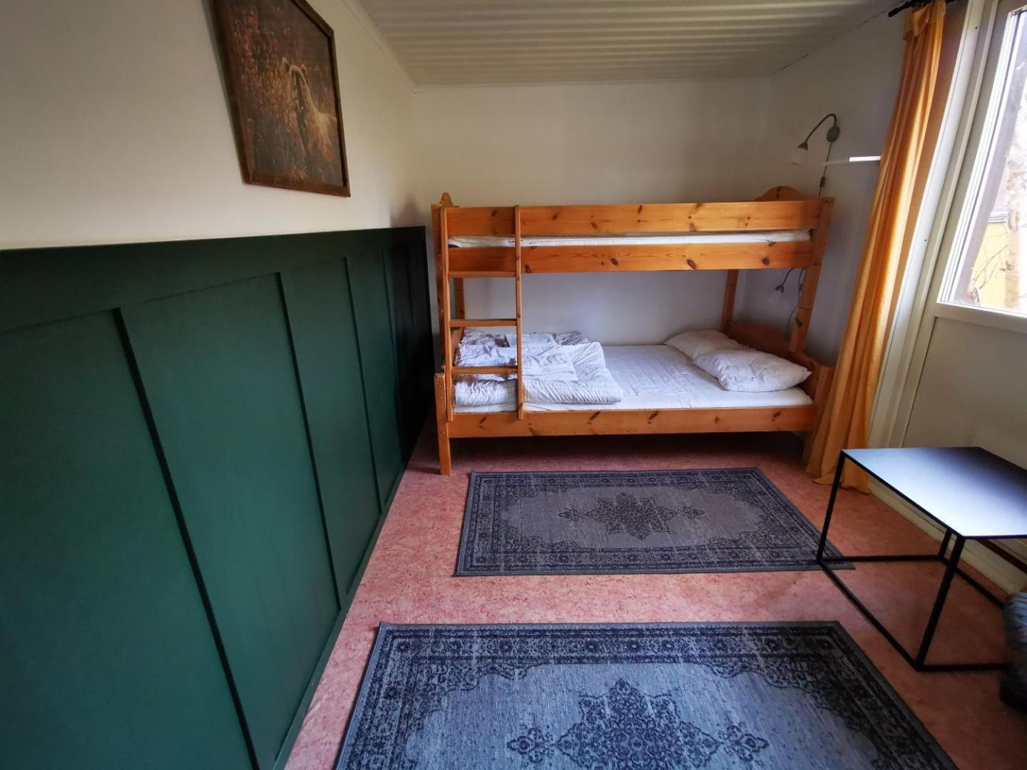 Abisko Guesthouse & Activities
