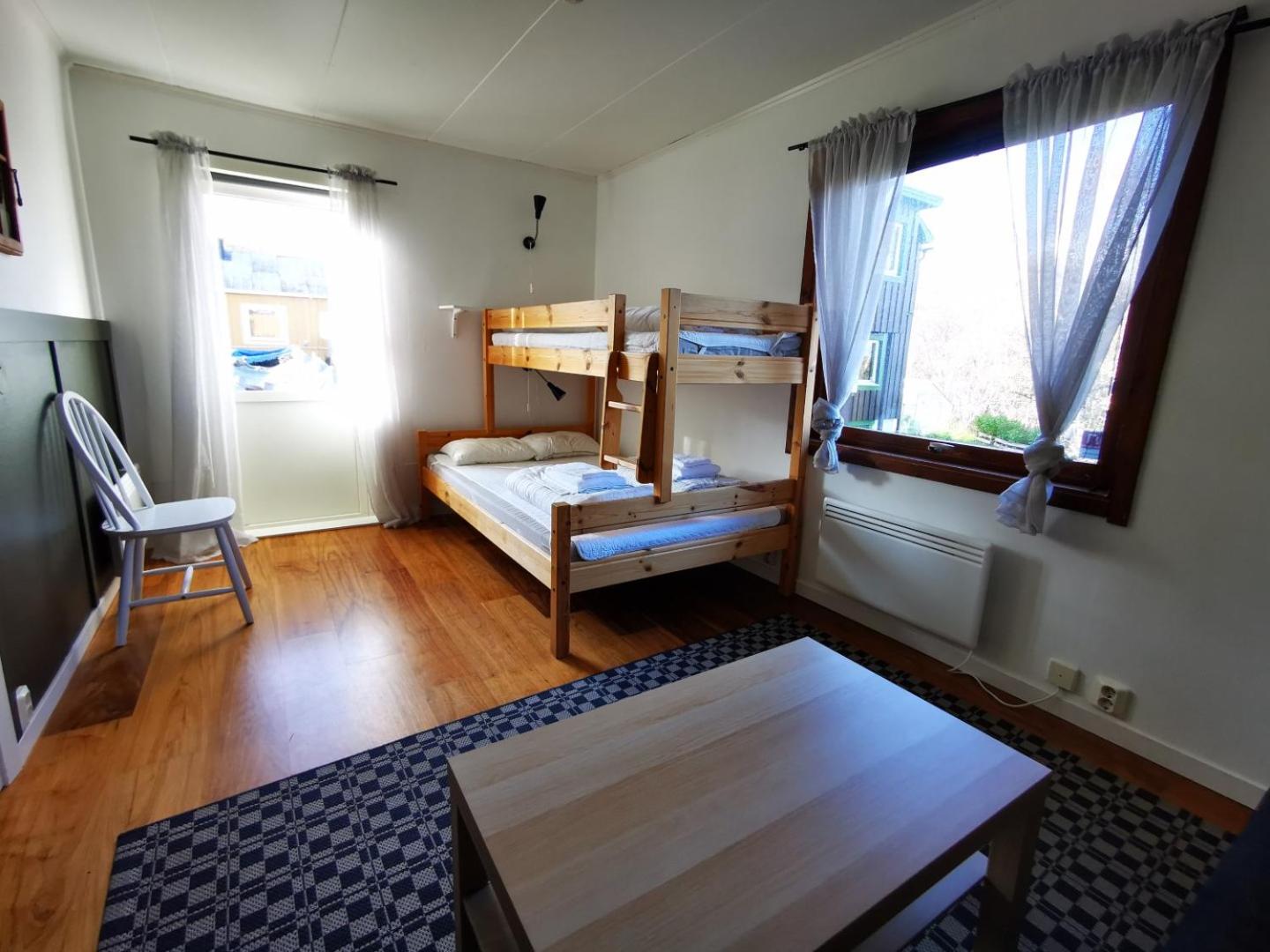 Abisko Guesthouse & Activities