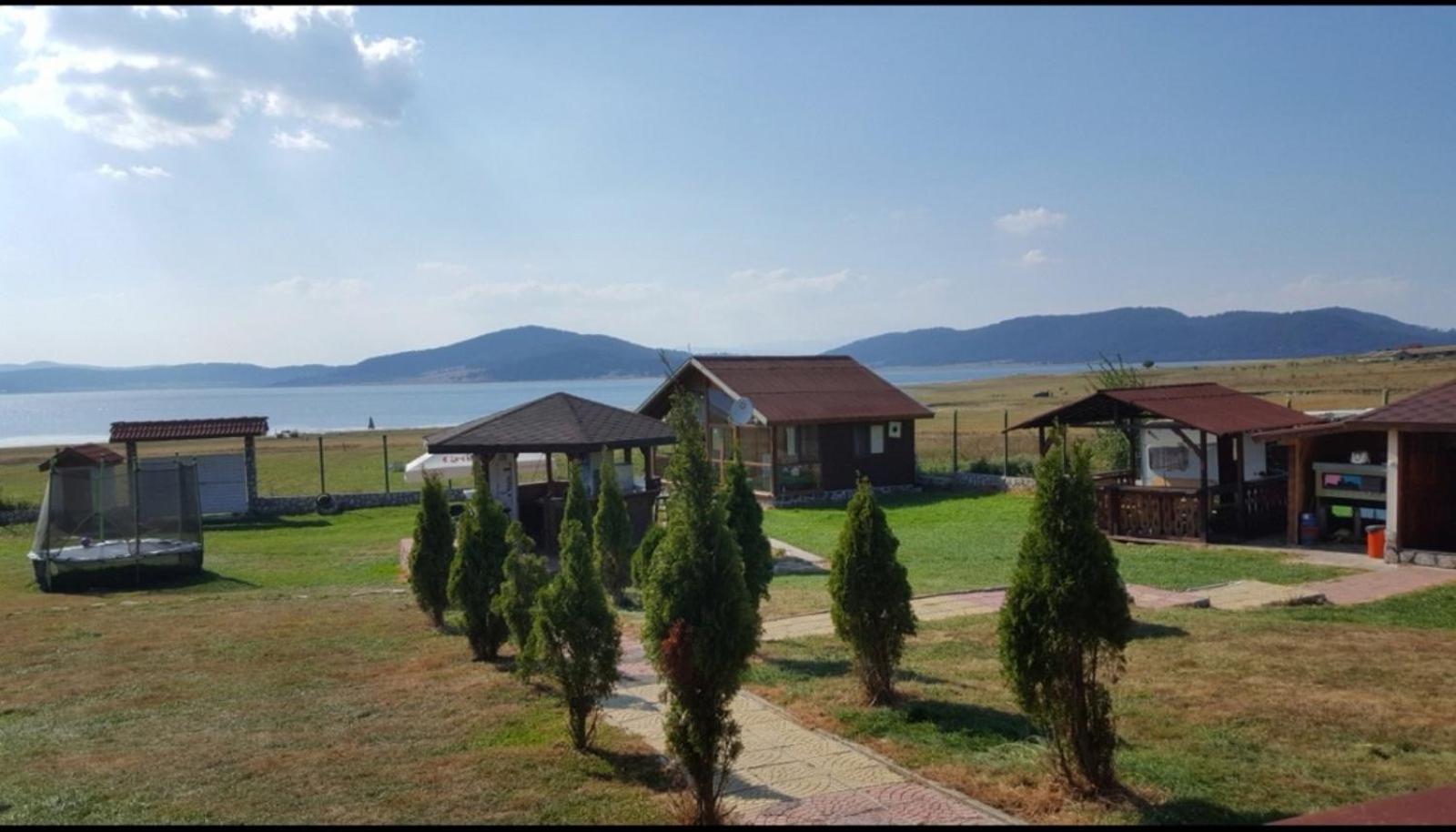 Madjestic Houses
