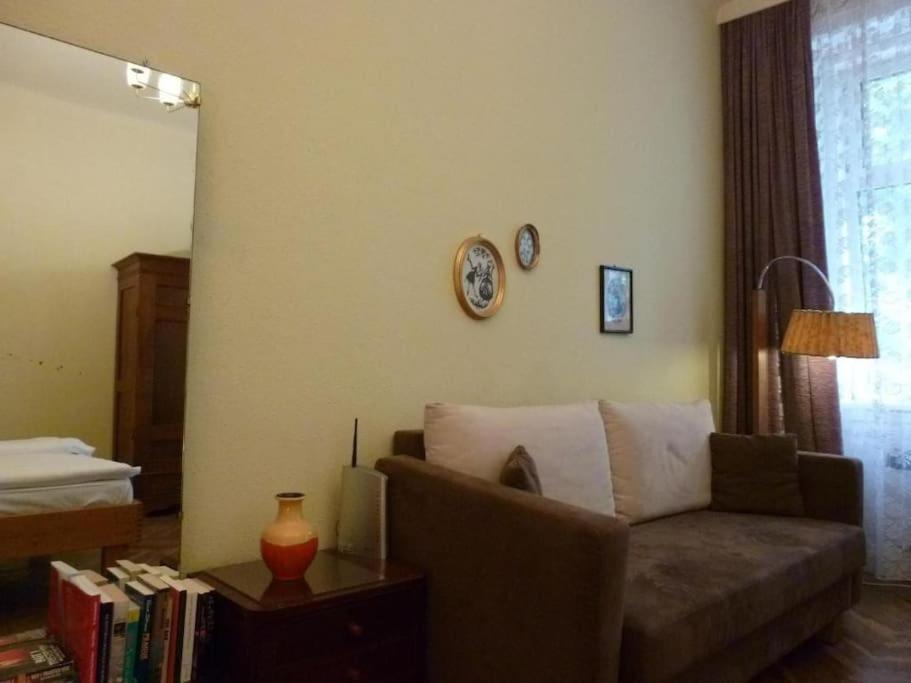 Charming Studio