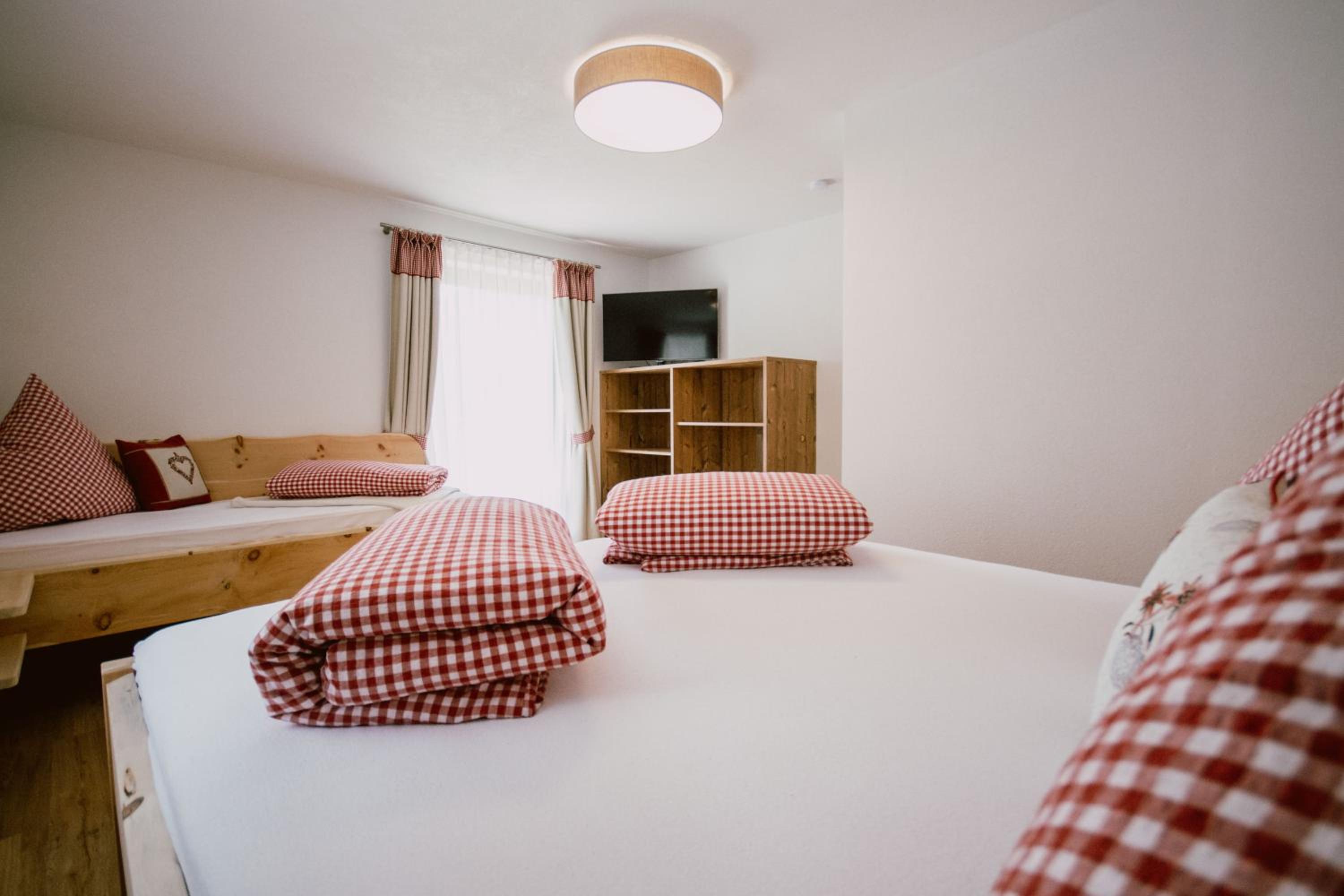 Nedererhof - Zimmer Edelweiß mit Gemeinschaftsküche