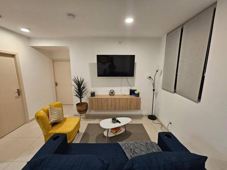 Charming Retreat Heredia: Your Home Away from Home