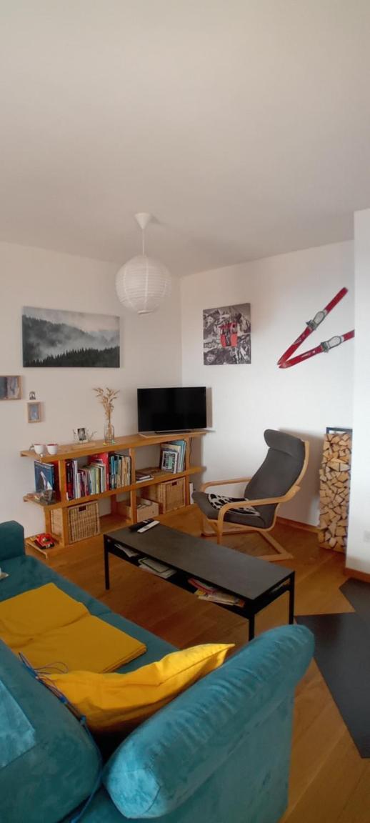 Appartement CHENILLE charmant 2 pièces plein pied avec jardin et vue magnifique