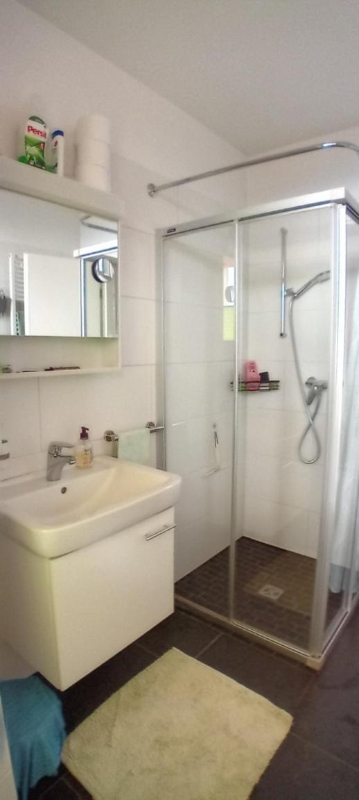 Appartement CHENILLE charmant 2 pièces plein pied avec jardin et vue magnifique