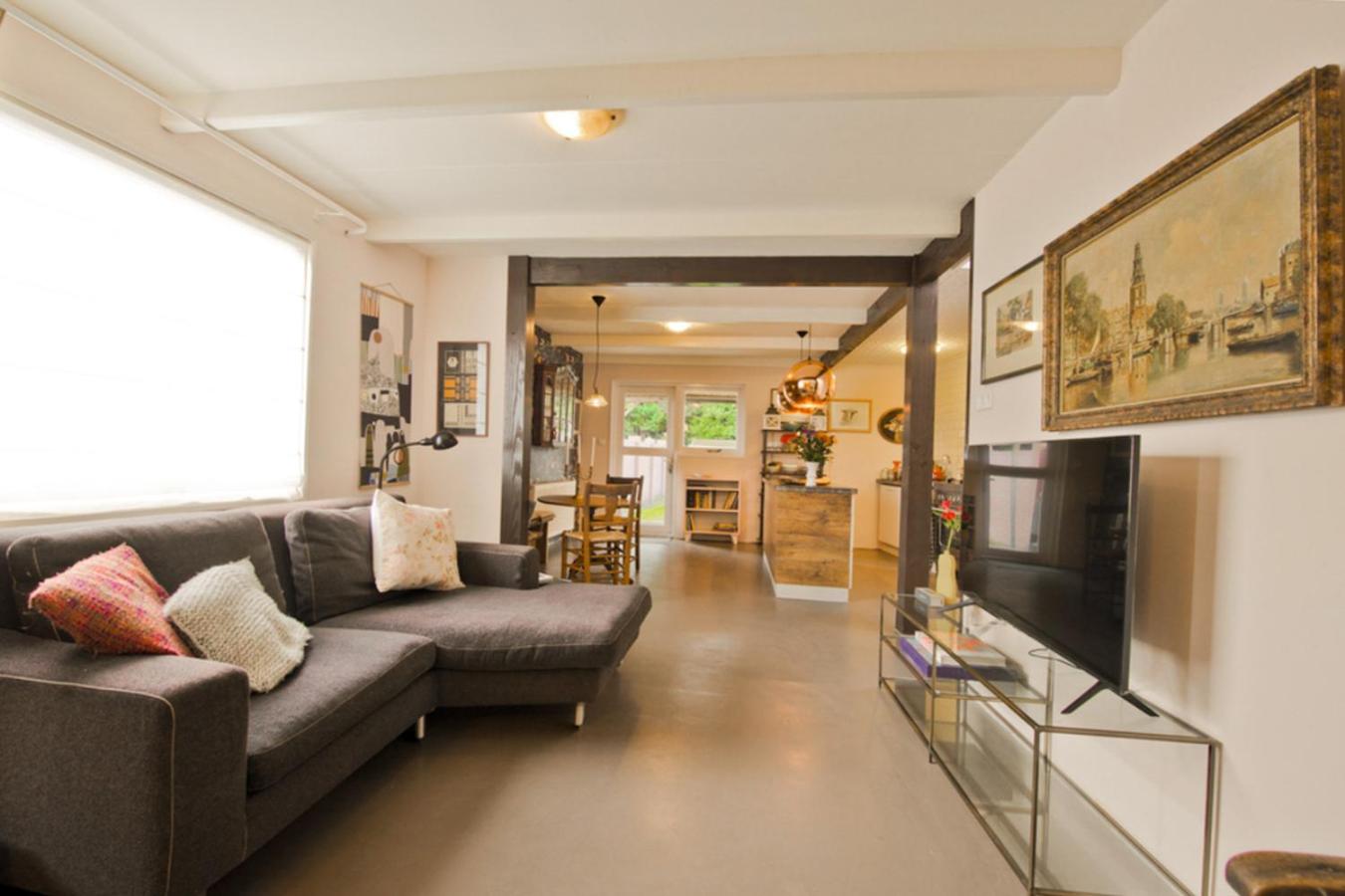 Lovely Studio with Patio and Garden