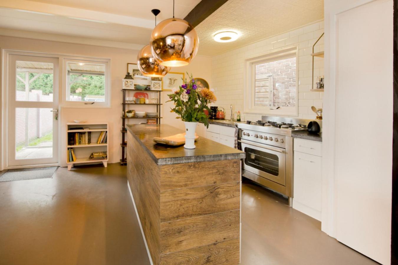 Lovely Studio with Patio and Garden