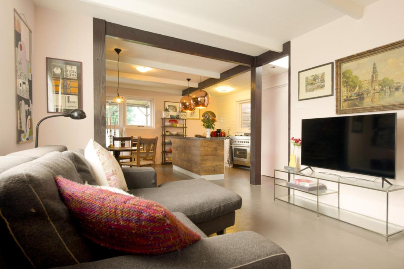 Lovely Studio with Patio and Garden
