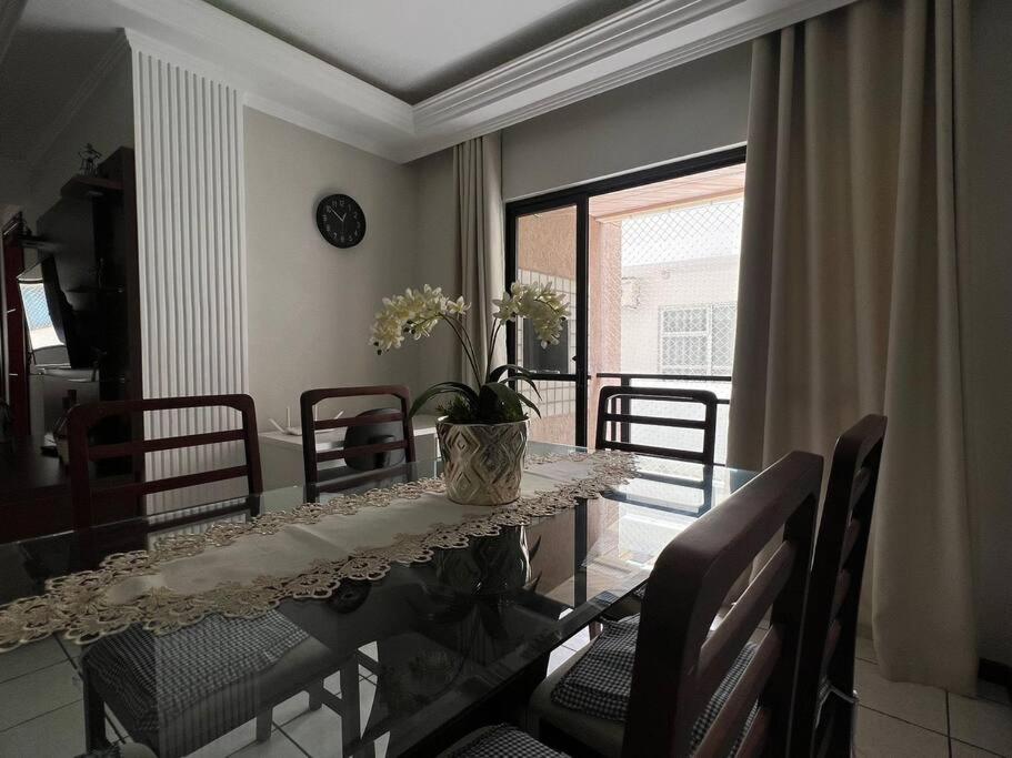 Apartamento no Edifício Residencial Bromélias
