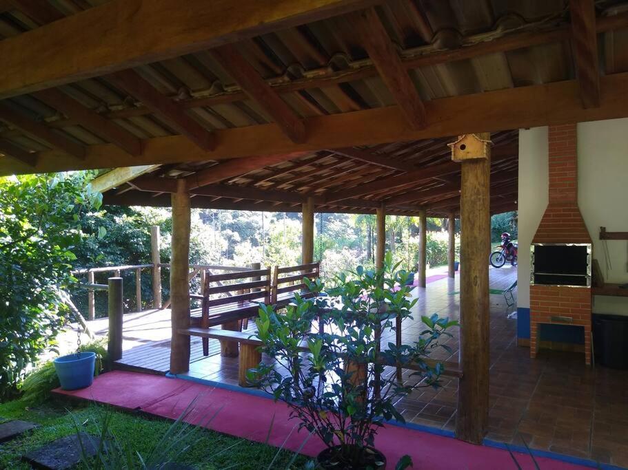 Vila Linda Flor