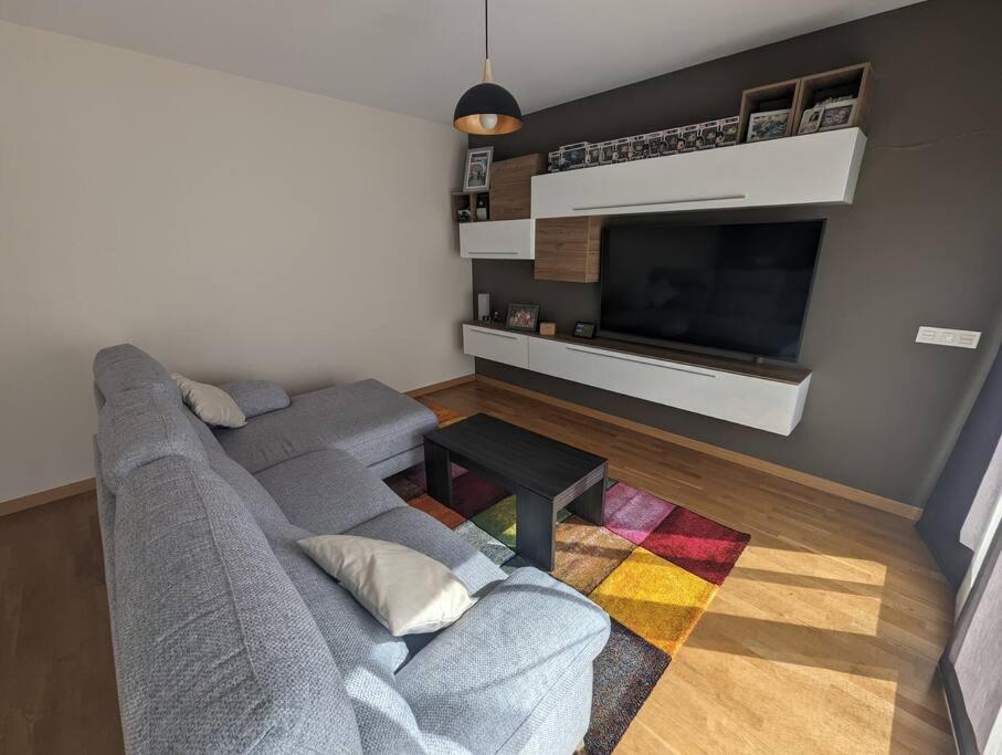 Piso completo y moderno, Burgos view 2