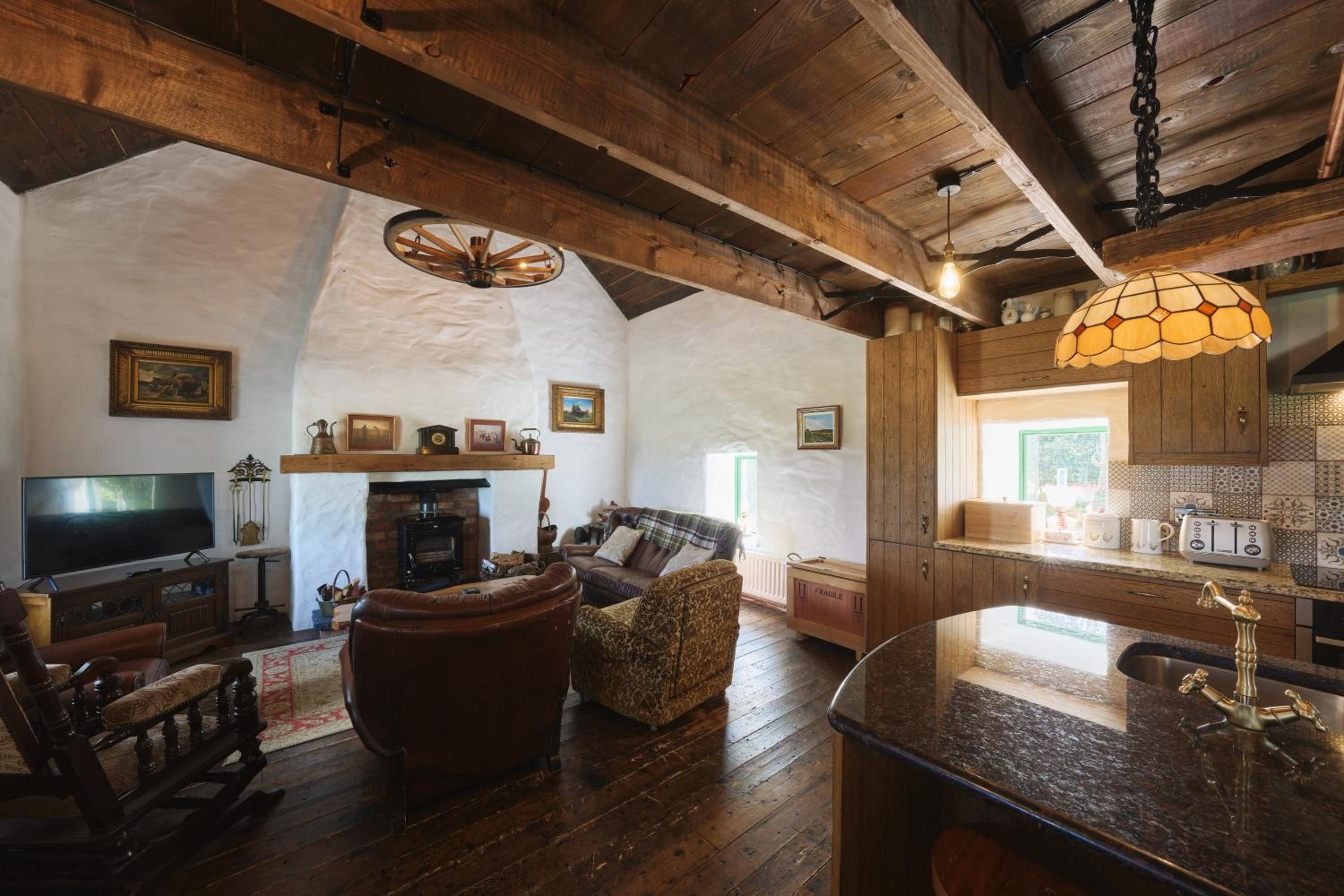Maggie Deenys Cottage