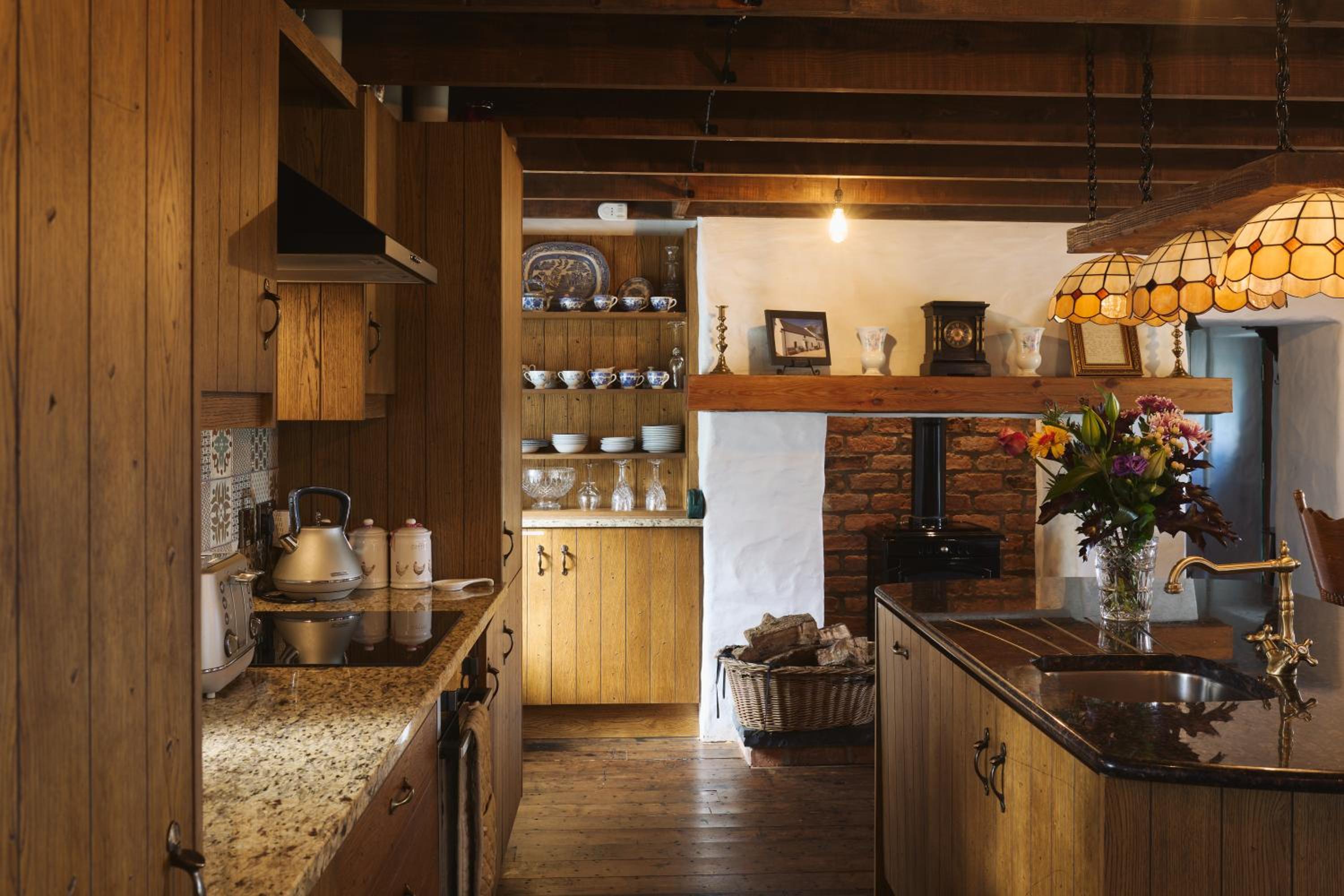 Maggie Deenys Cottage