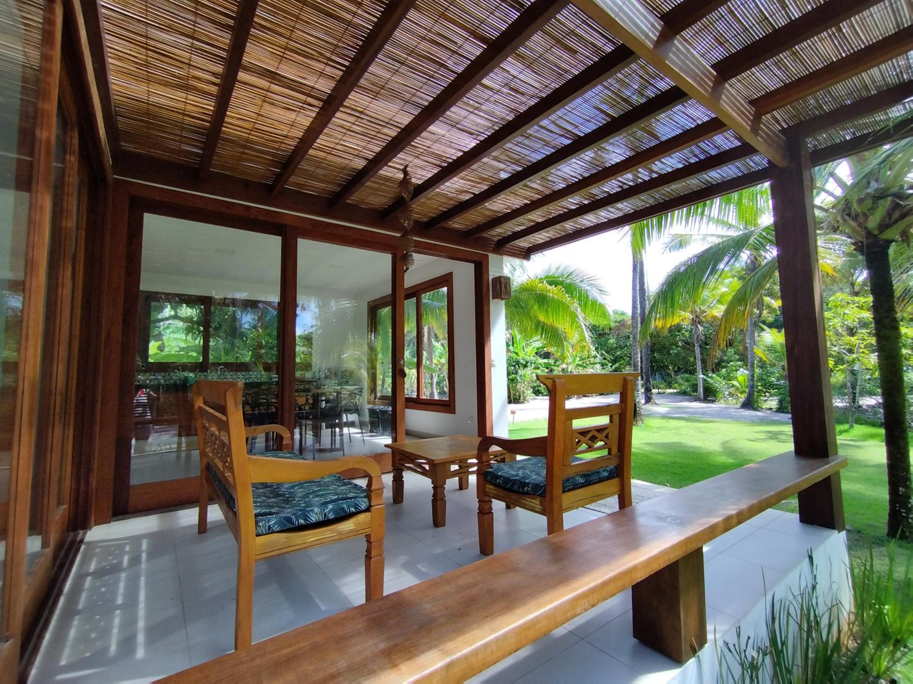 Kíria's Village Beach House