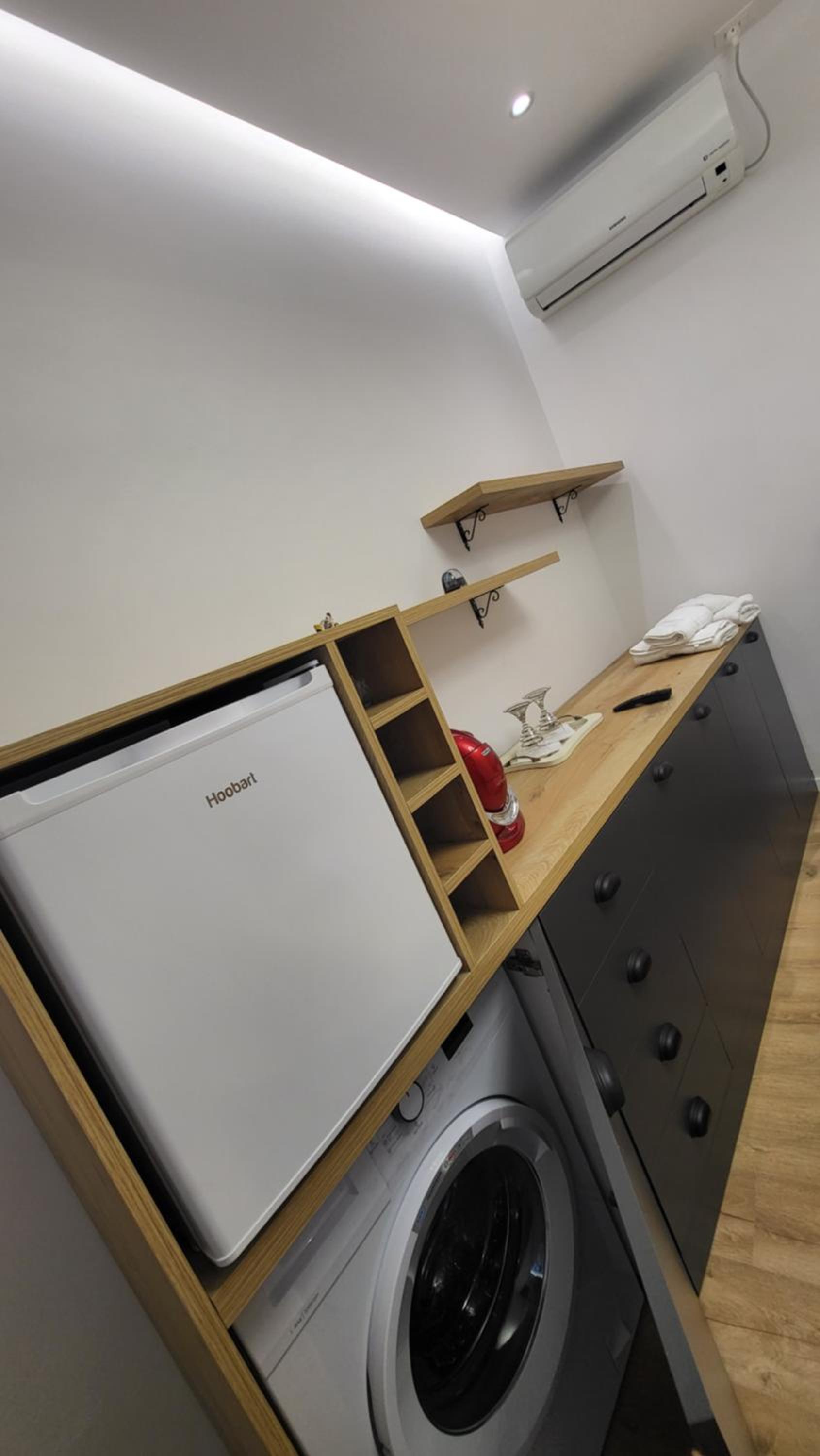 Karanxha's room
