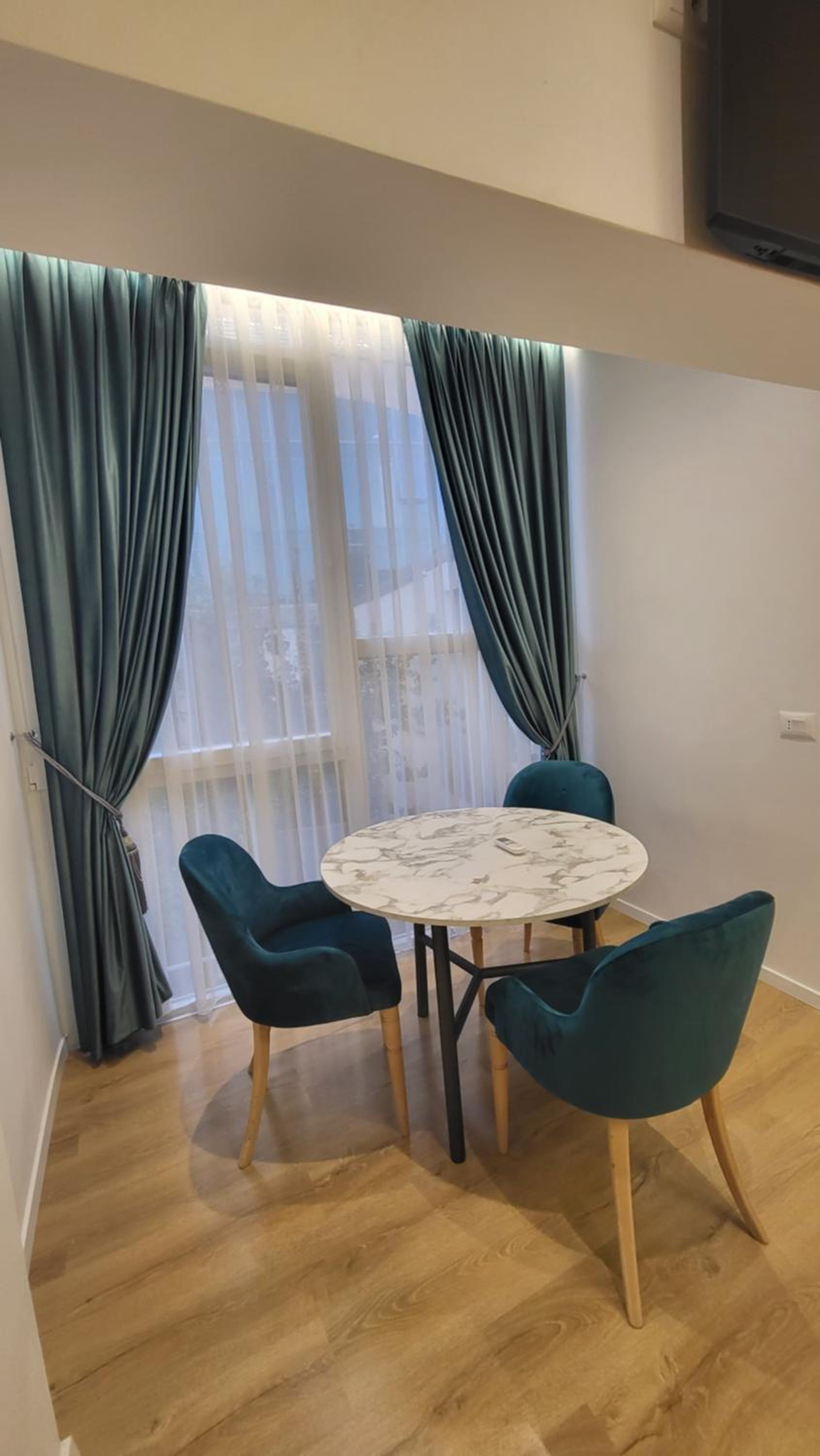 Karanxha's room