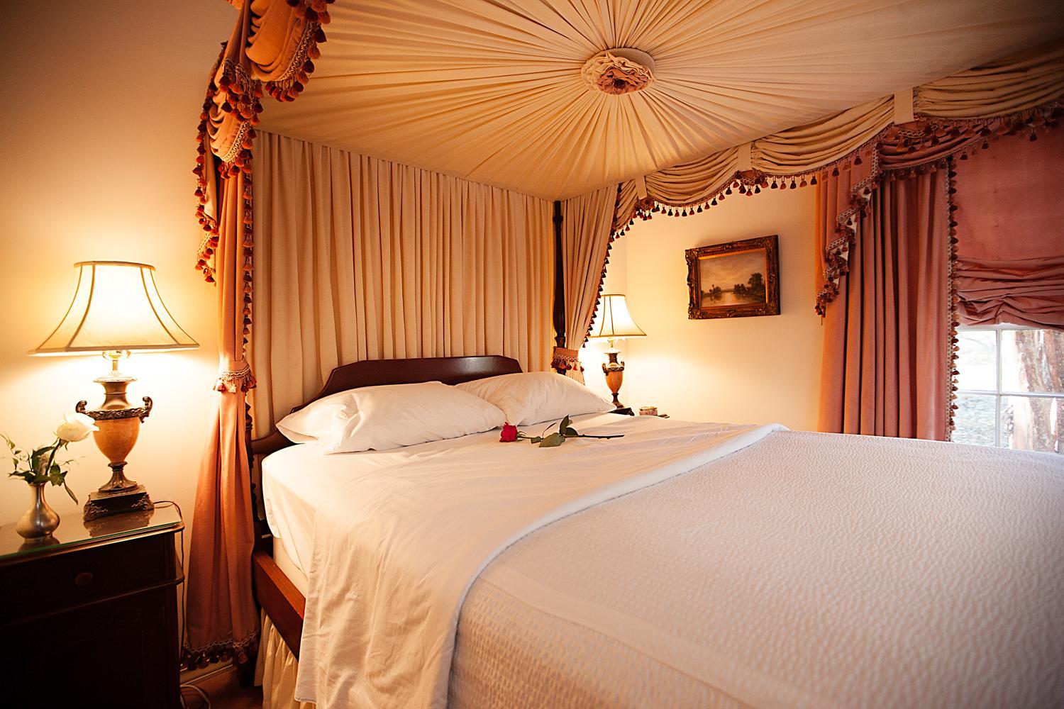 Natchez Vacations - Monmouth Historic Inn - Property Image 5