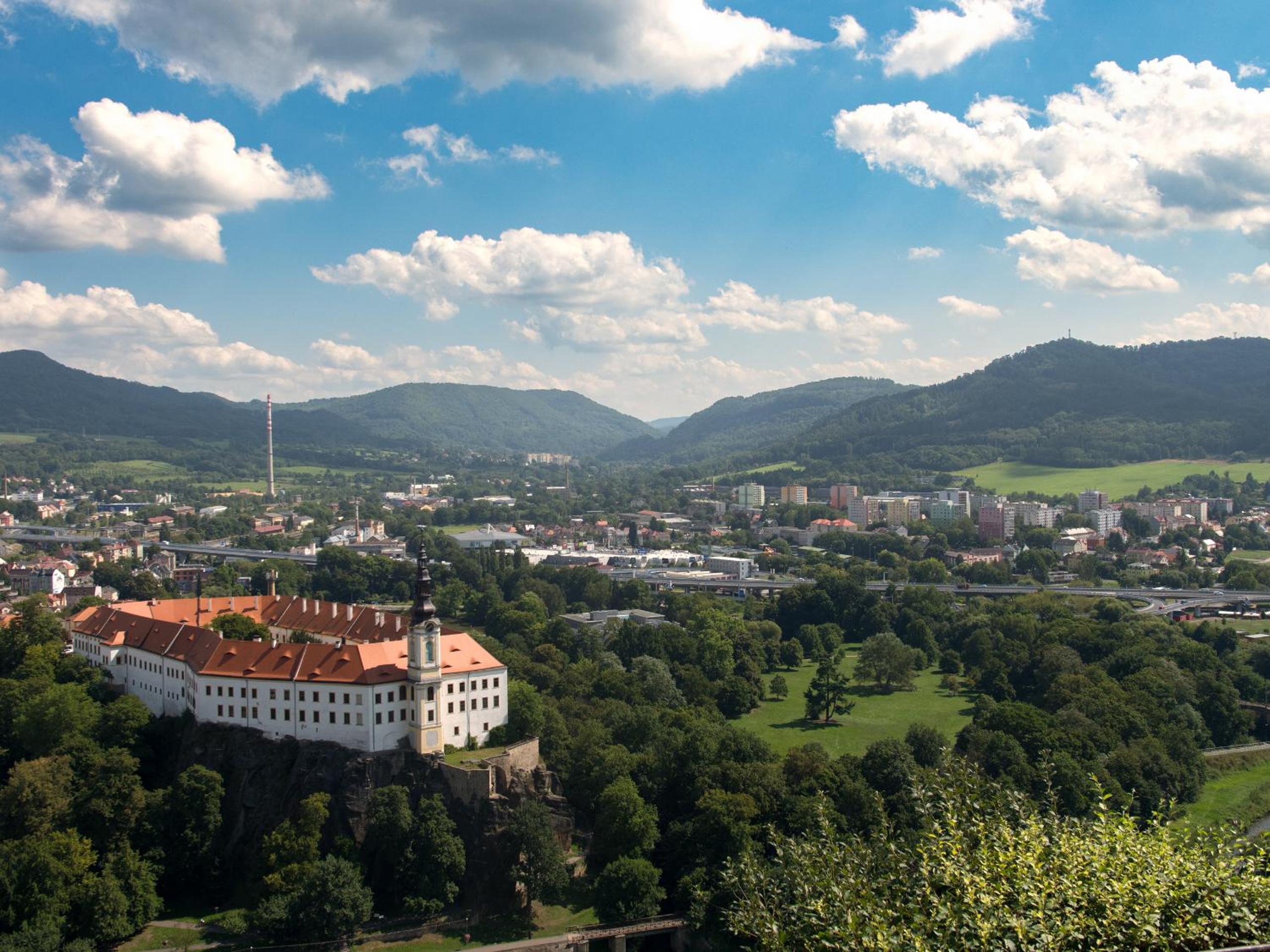 LAURAHAUS