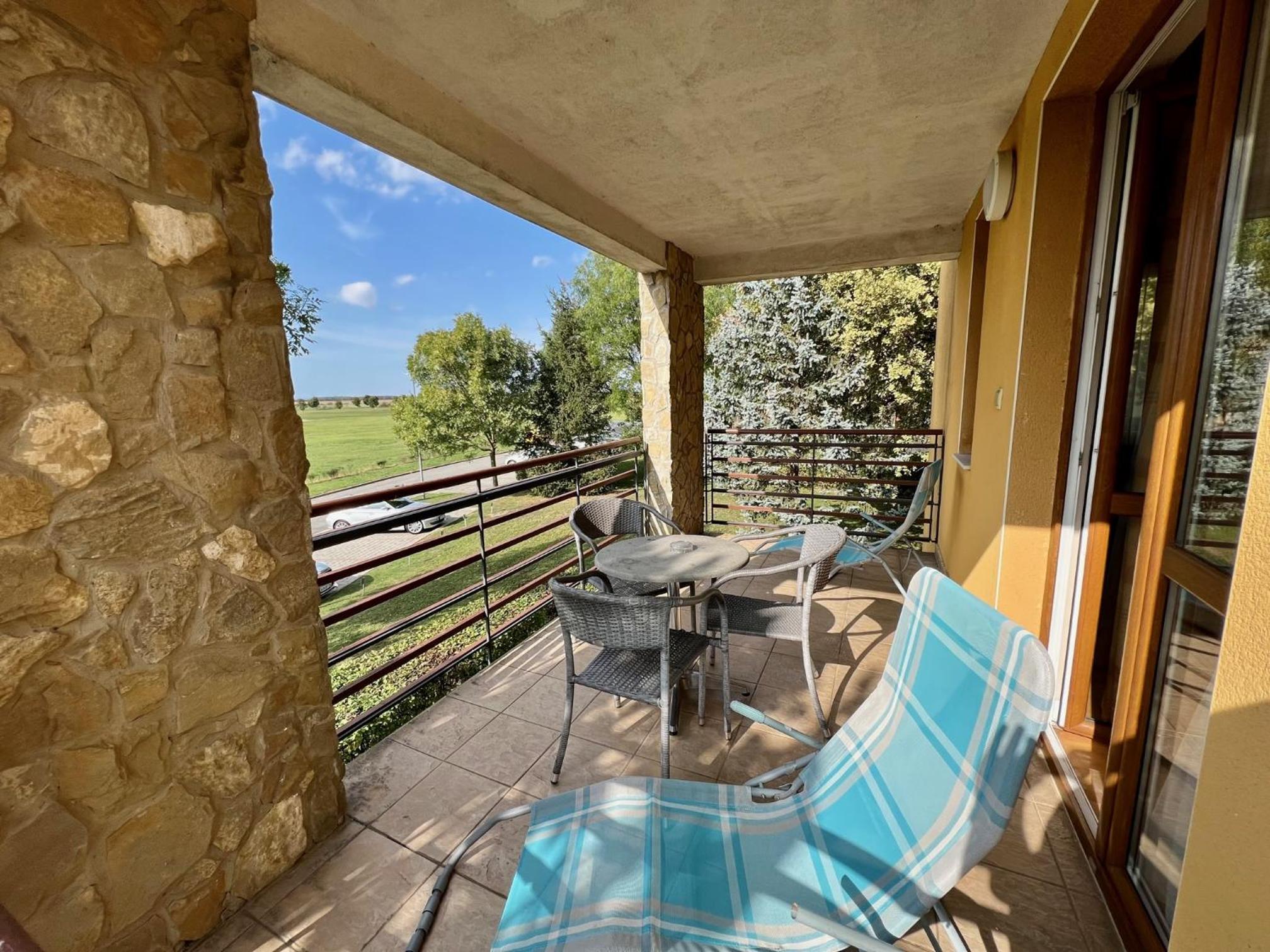 Luxus Golf Apartment view 3