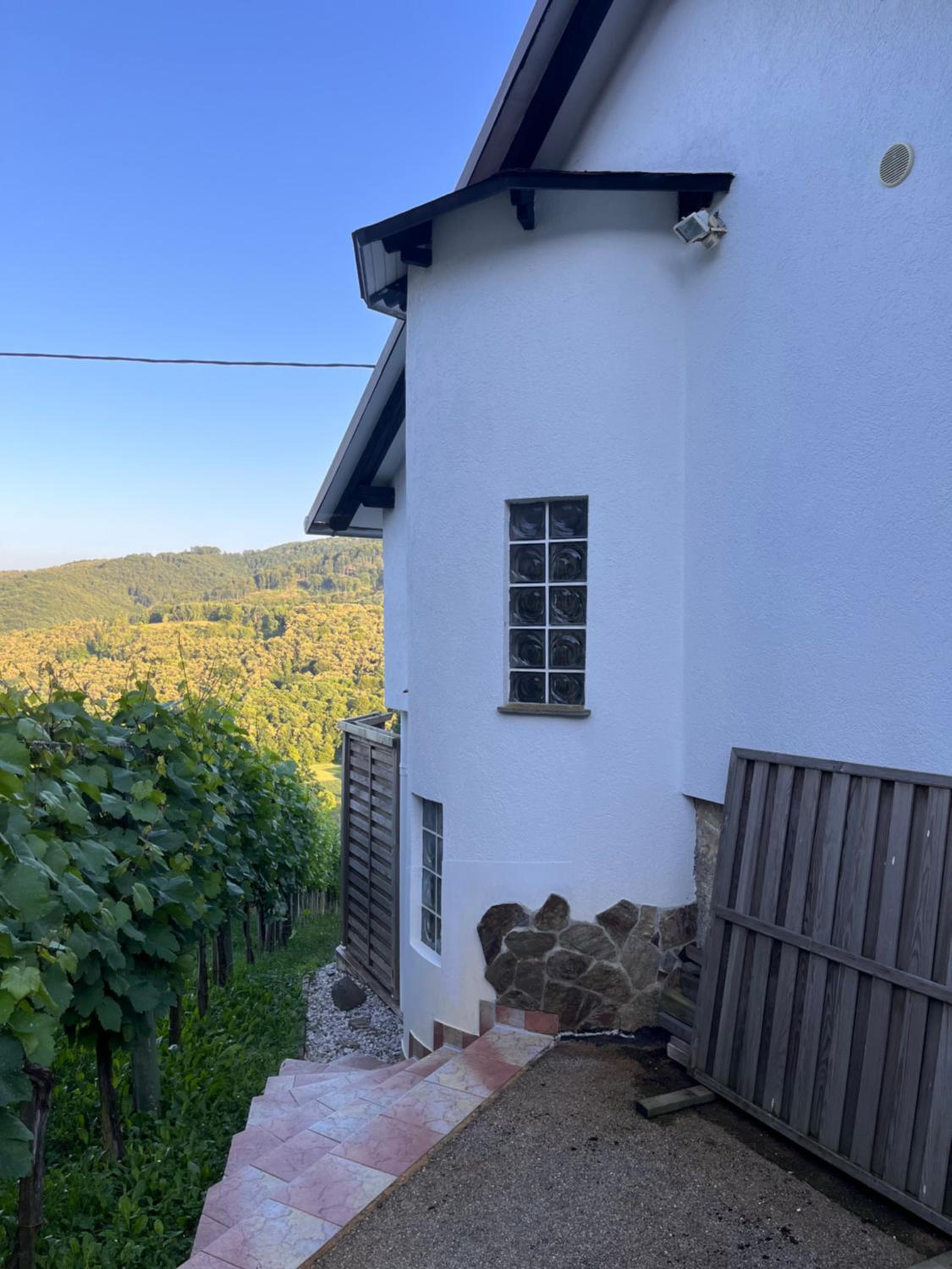 Photo 37
