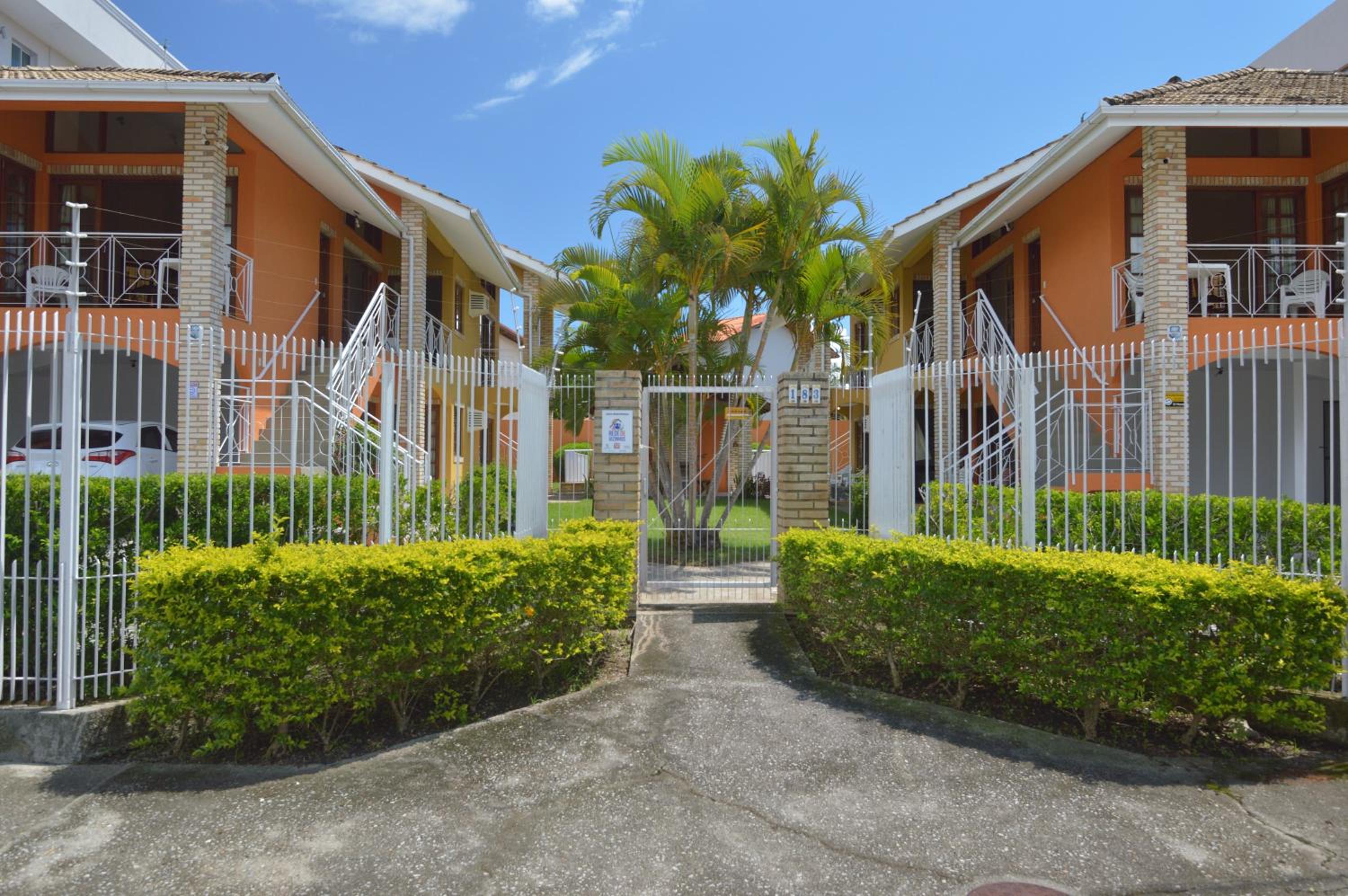Farol Norte Residencial com Piscina 3B 2B 4B 5B 6