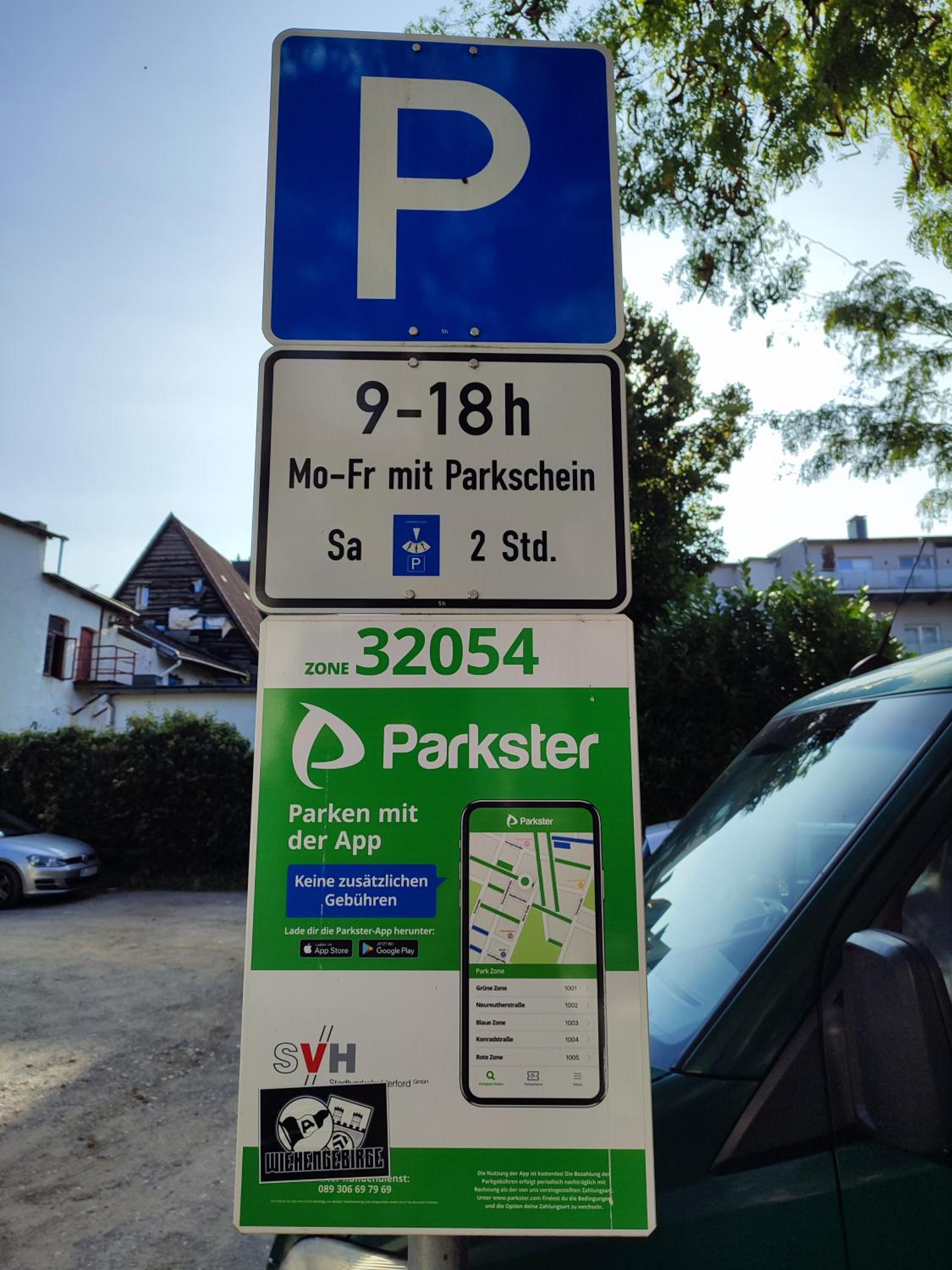 Flair Apartments 'FACHWERK & FLAIR' - Altstadt-Apartment 78 qm für Urlaub oder Geschäftsreise, Innenstadtlage, ruhig, modern, 900 m Bahnhof, 24 Std Check-i