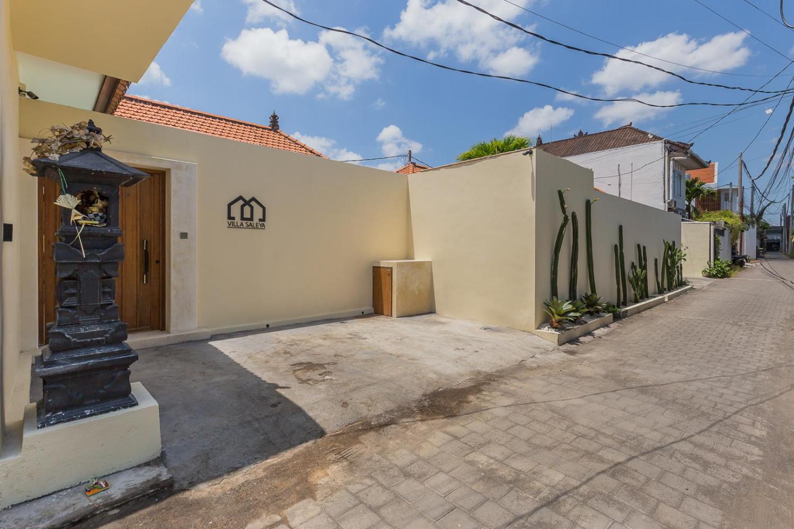 Hotel VILLA SALEYA with JACUZZI - Image 1