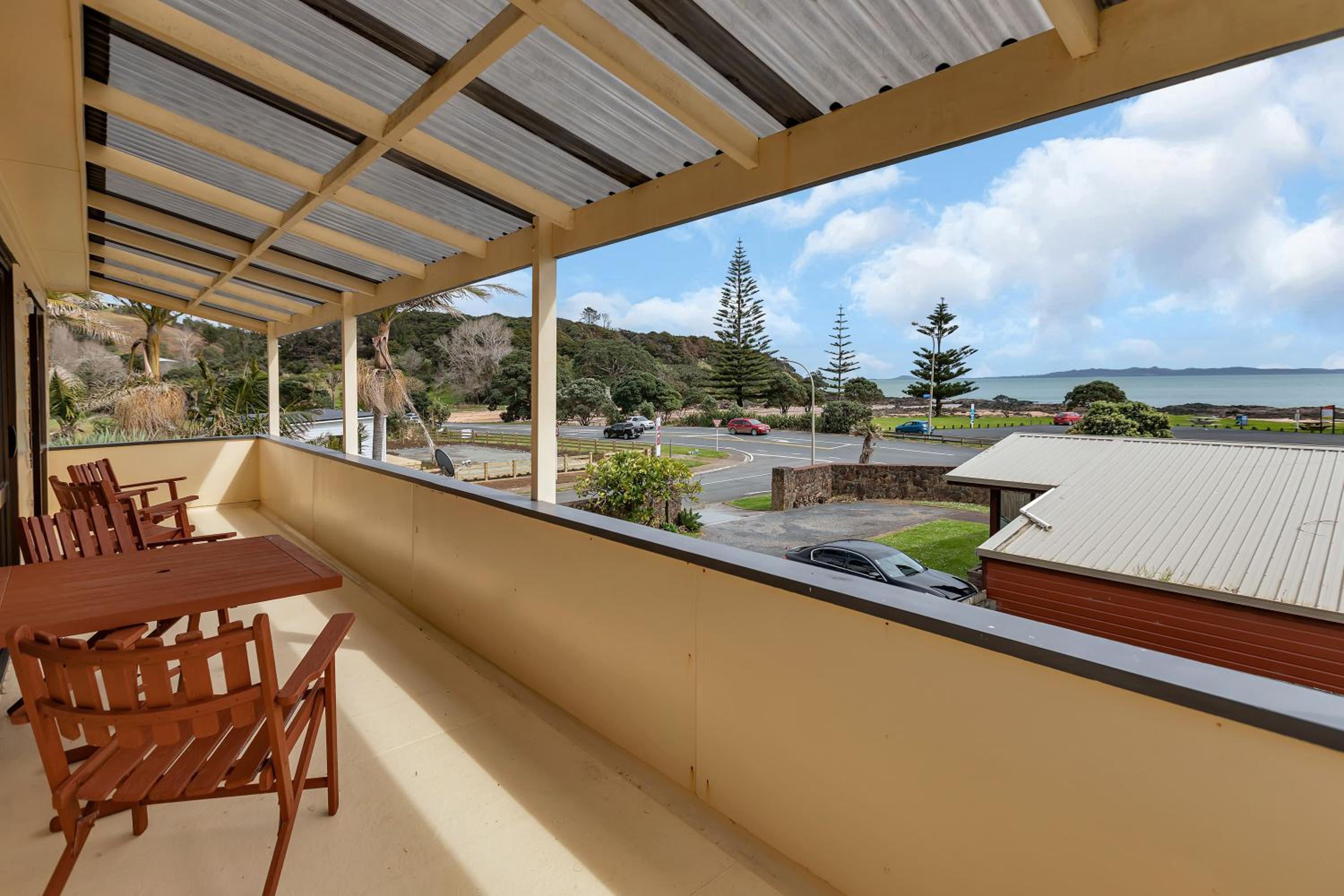 Seaside on Stratford - Cable Bay Holiday Home view 4